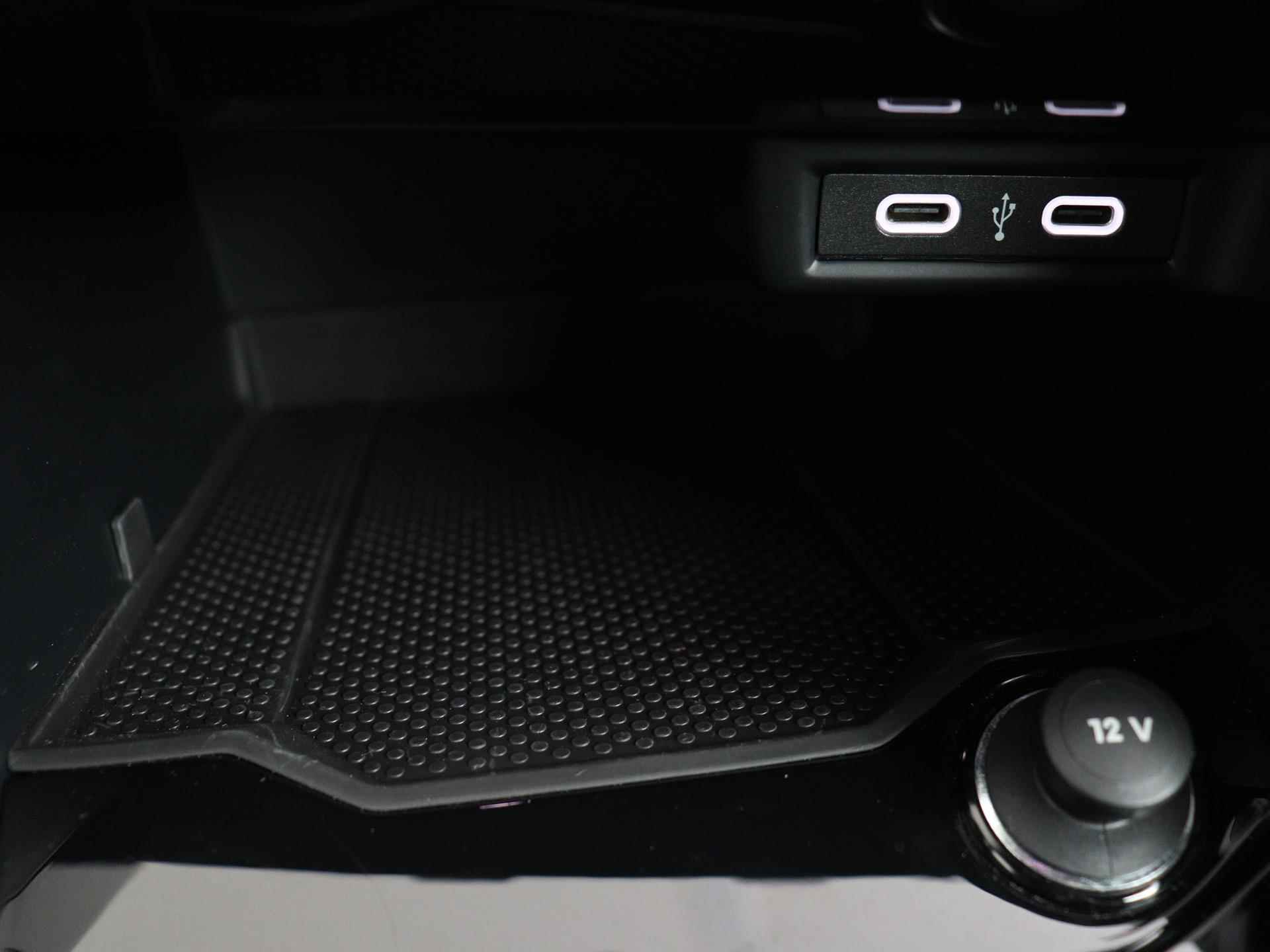 Volkswagen T-Roc Cabrio 1.5 TSI 150PK R-Line DSG | Navi | Camera | Stoel- en stuurverwarming | Adaptive Cruise | Apple CarPlay | Park Assist | 17" LM | - 46/55