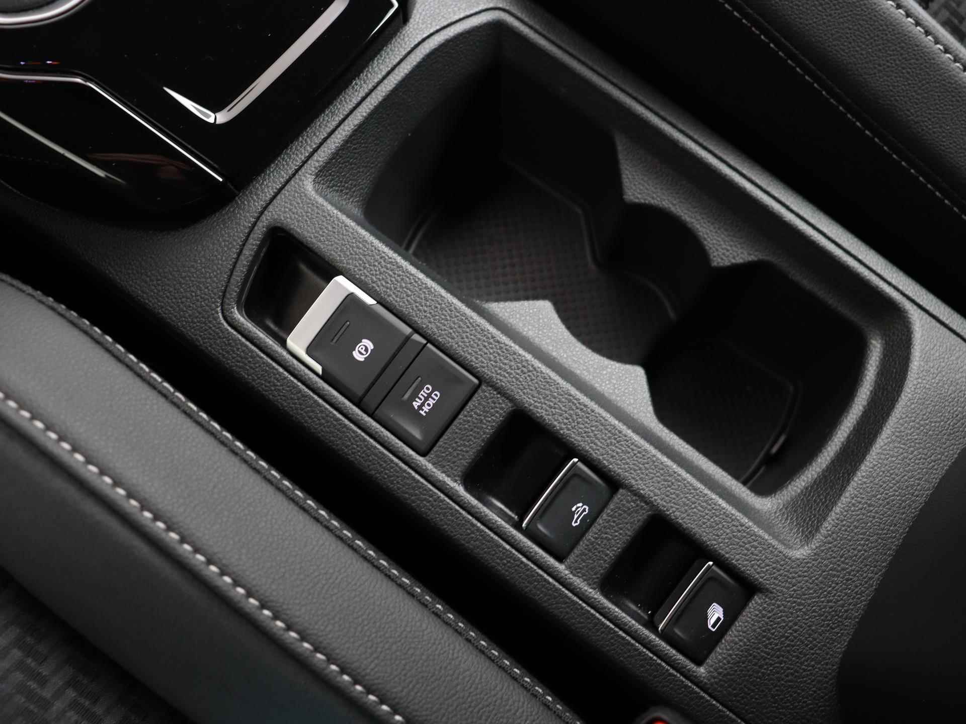 Volkswagen T-Roc Cabrio 1.5 TSI 150PK R-Line DSG | Navi | Camera | Stoel- en stuurverwarming | Adaptive Cruise | Apple CarPlay | Park Assist | 17" LM | - 48/55
