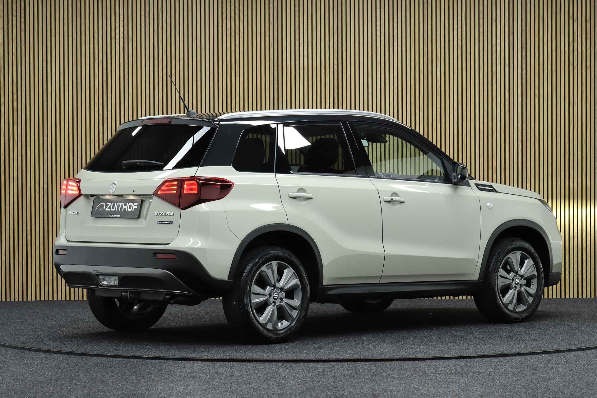 Suzuki Vitara 1.5 Hybrid Automaat Select | Navigatie | Adaptive Cruise | Camera | Two tone | Full led - 8/39