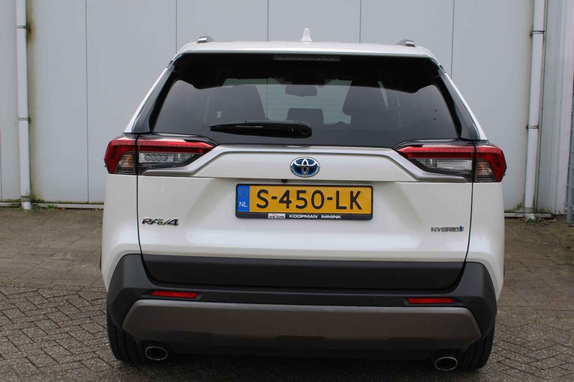 Toyota RAV4 2.5 Hybrid Executive - 28/34