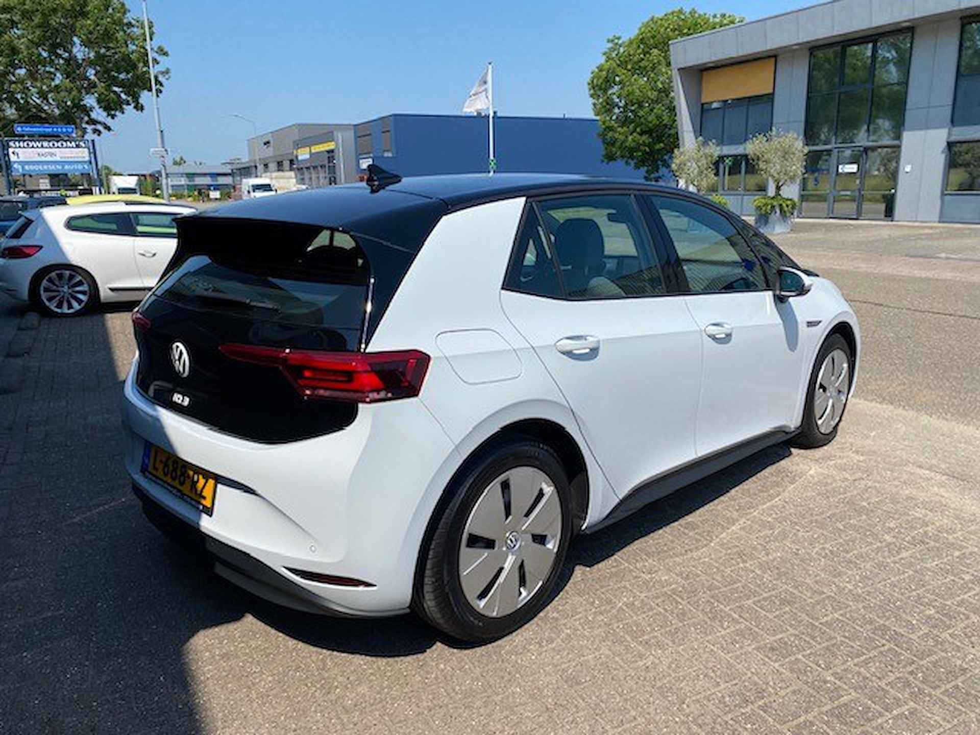 VOLKSWAGEN Id.3 58kWh 204pk Pro met Smartlink, Navi en Stoelverw. - 8/37