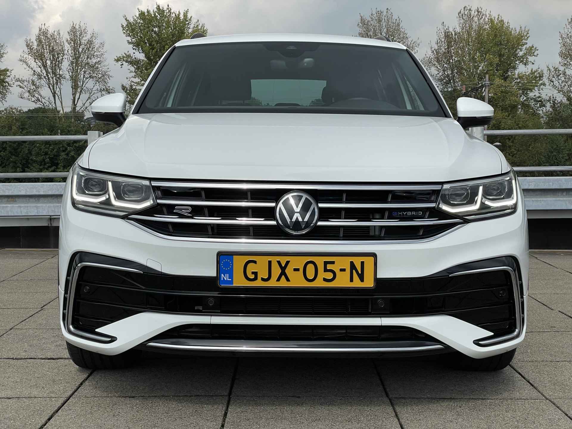 Volkswagen Tiguan 1.4 TSI eHybrid 245pk R-Line Business+ | Virtual Cockpit | Parkassist | Adaptive Cruise Control | - 9/42