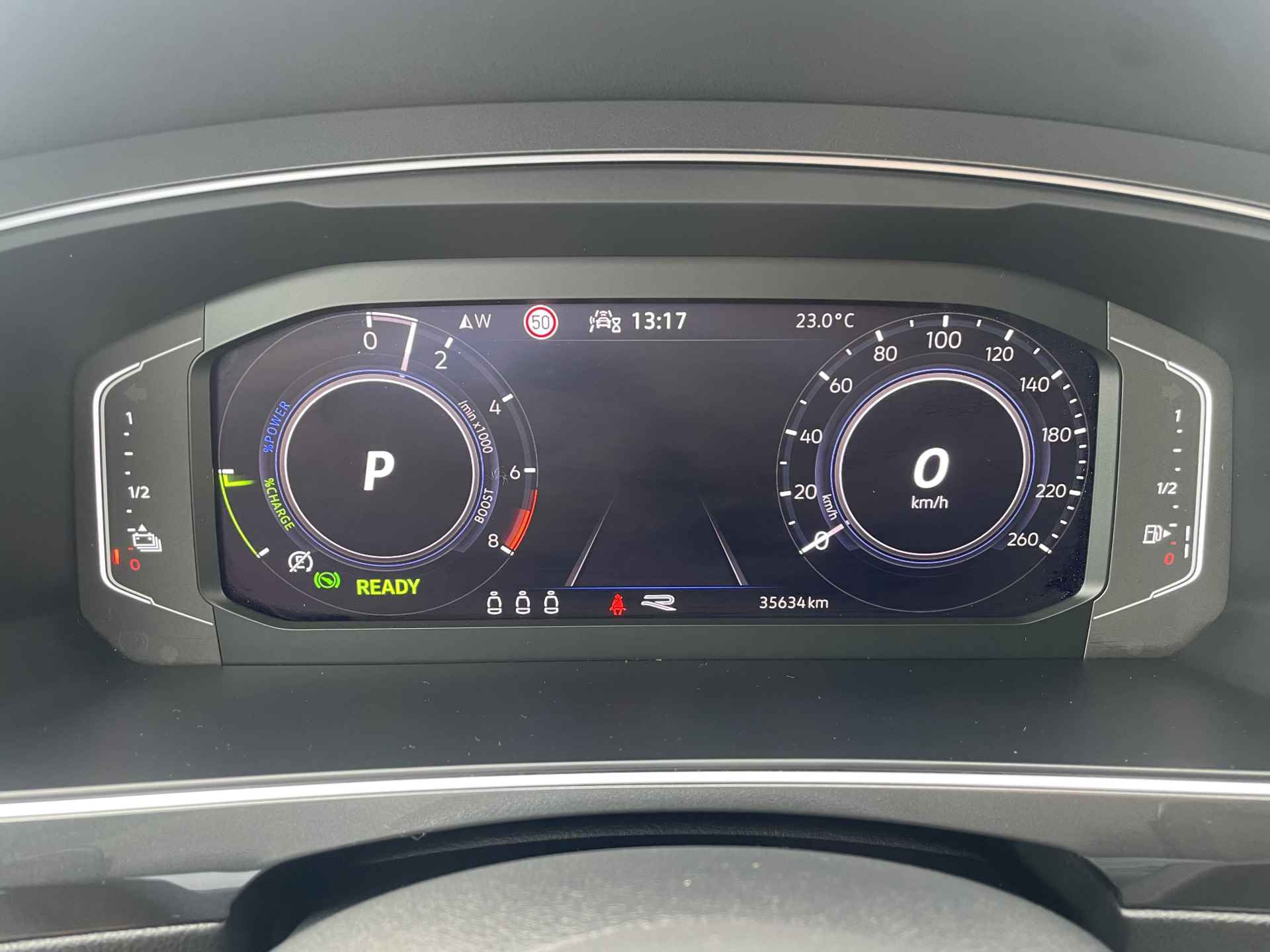 Volkswagen Tiguan 1.4 TSI eHybrid 245pk R-Line Business+ | Virtual Cockpit | Parkassist | Adaptive Cruise Control | - 18/42