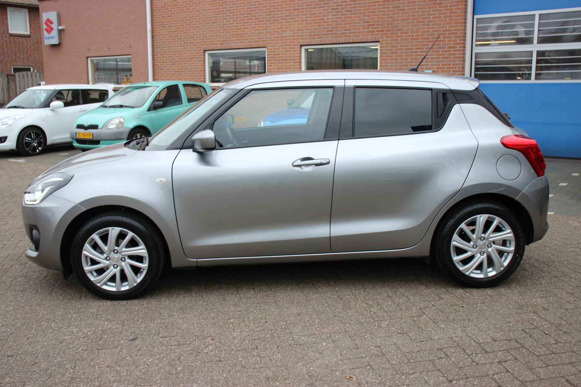 Suzuki Swift 1.2 Select Hybrid | Navigatie | PDC | Cruise | - 5/26