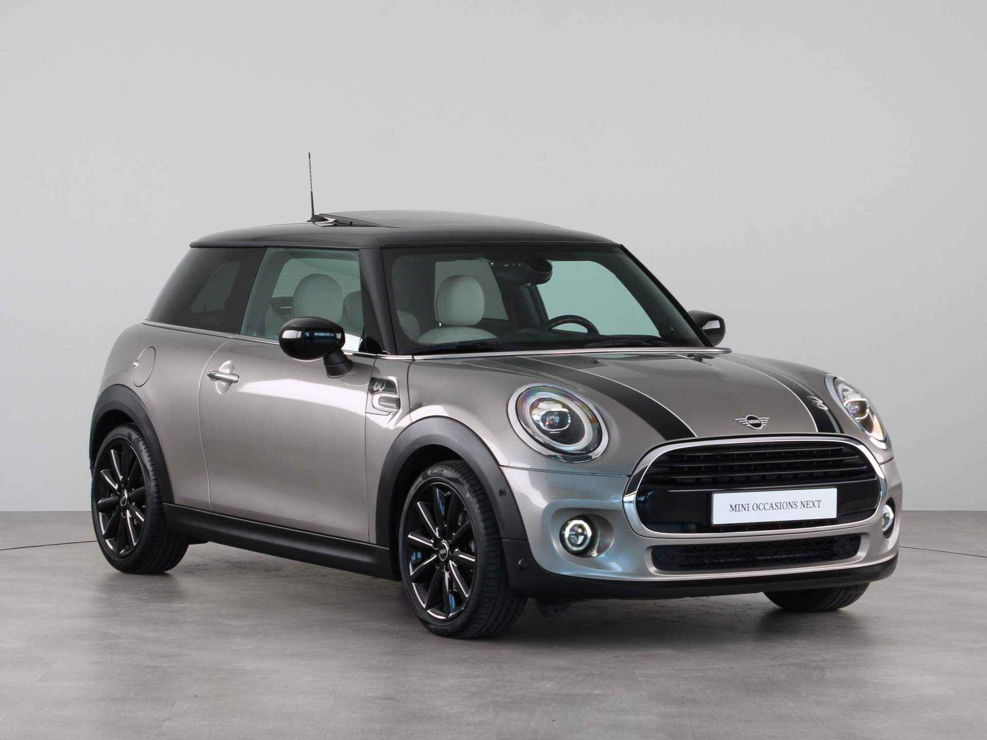 MINI 3-deurs Cooper 60 Years Edition Aut. - 8/26