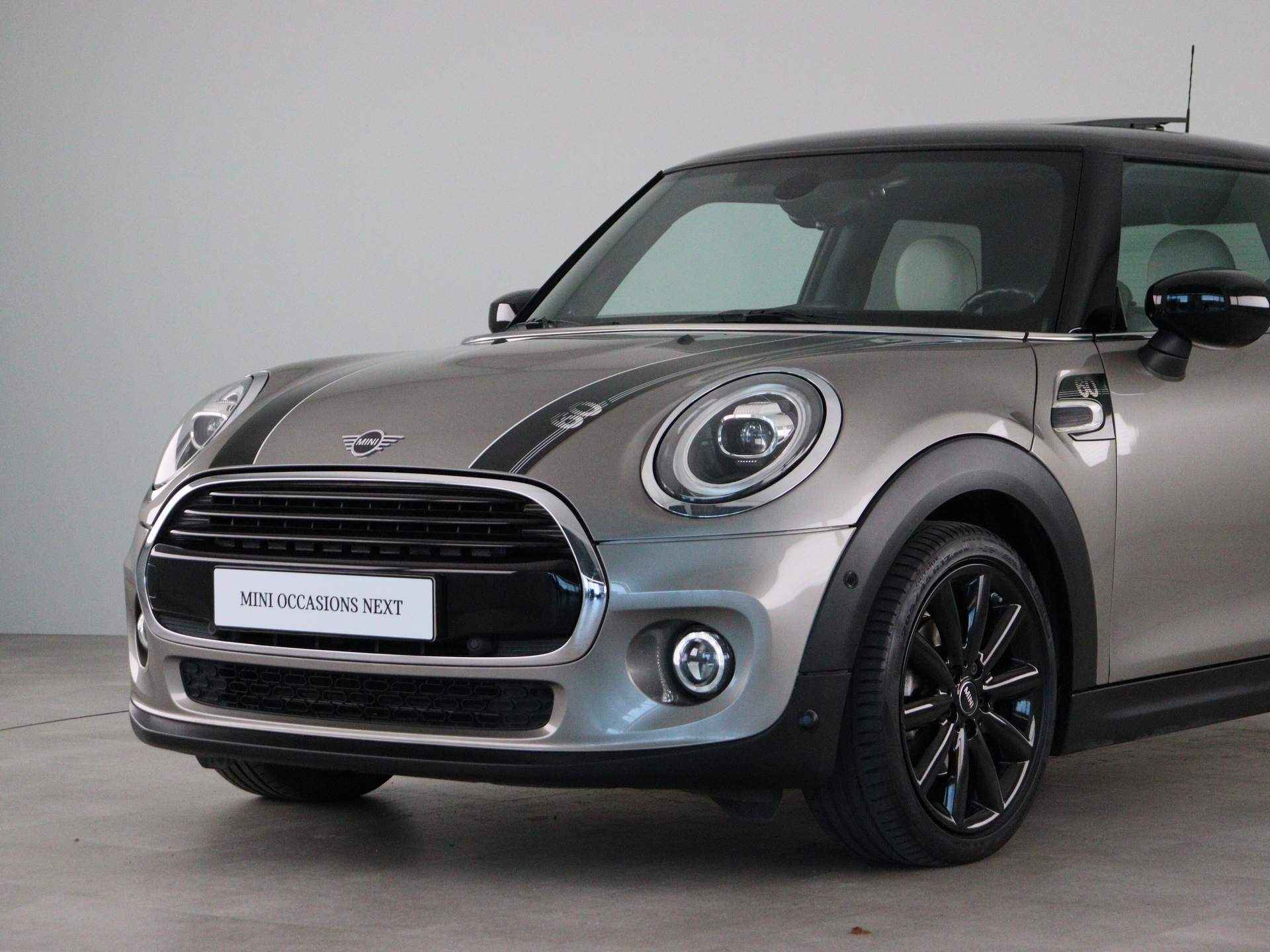 MINI 3-deurs Cooper 60 Years Edition Aut. - 21/26