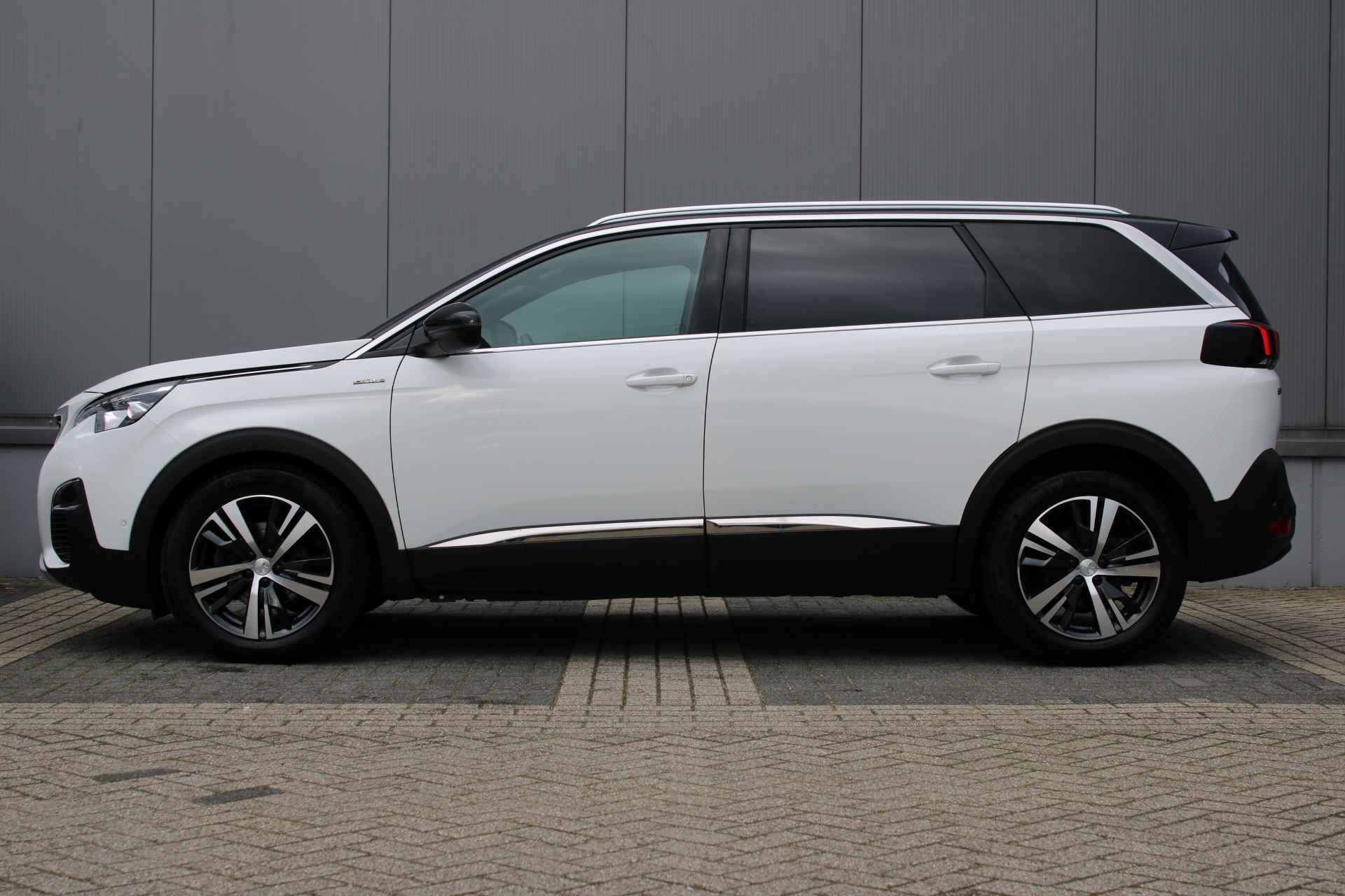 Peugeot 5008 1.2 130pk GT-Line Automaat | FULL-LED | STOELVERW. | NAVI BY APP | CRUISE | DODEHOEK | 7-ZITS | CLIMA | CARPLAY/ANDROID AUTO | - 3/42
