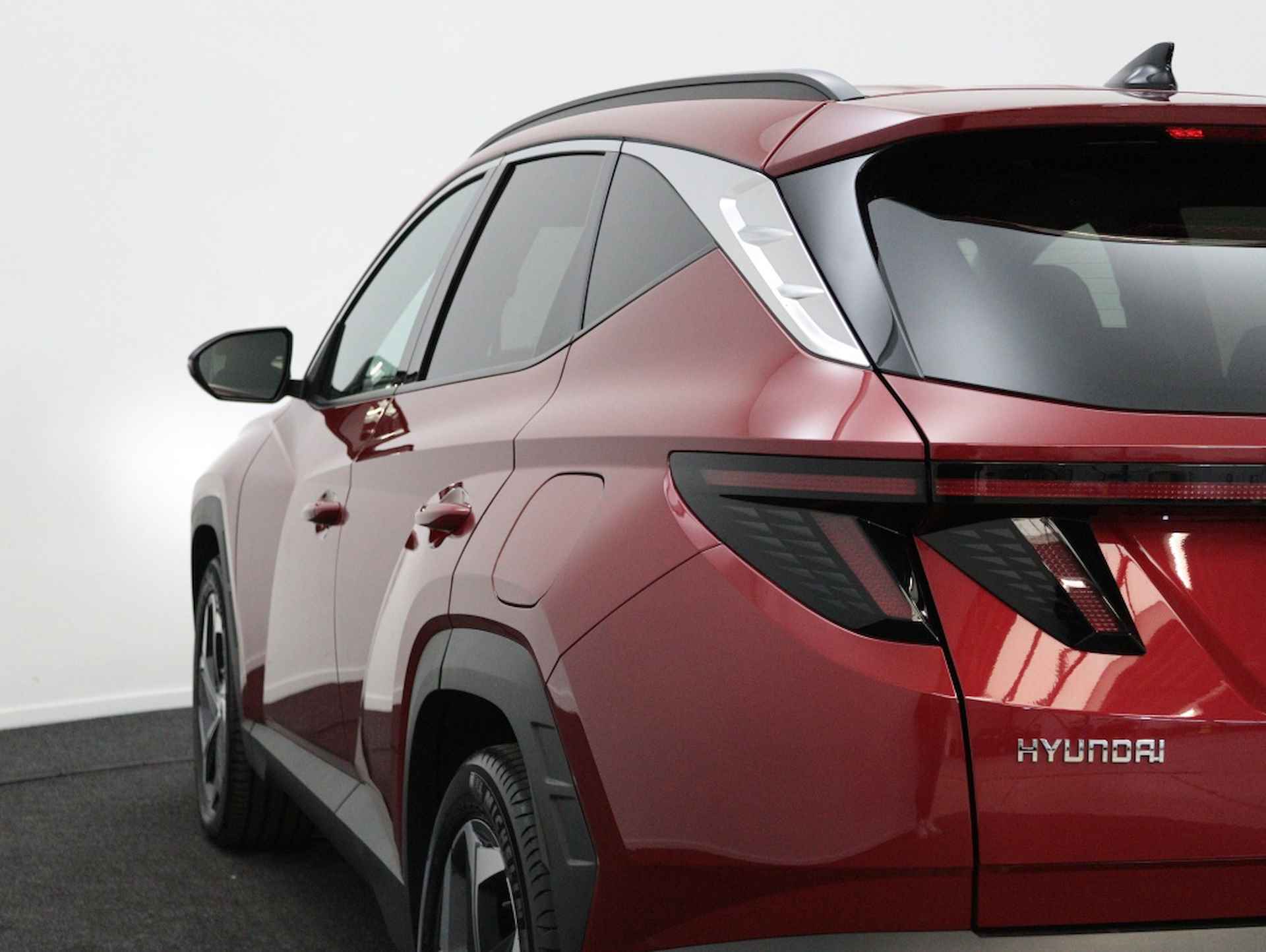 Hyundai Tucson 1.6 T-GDI PHEV Comfort Smart | Airco | Navigatie | PHEV | DAB | - 17/59