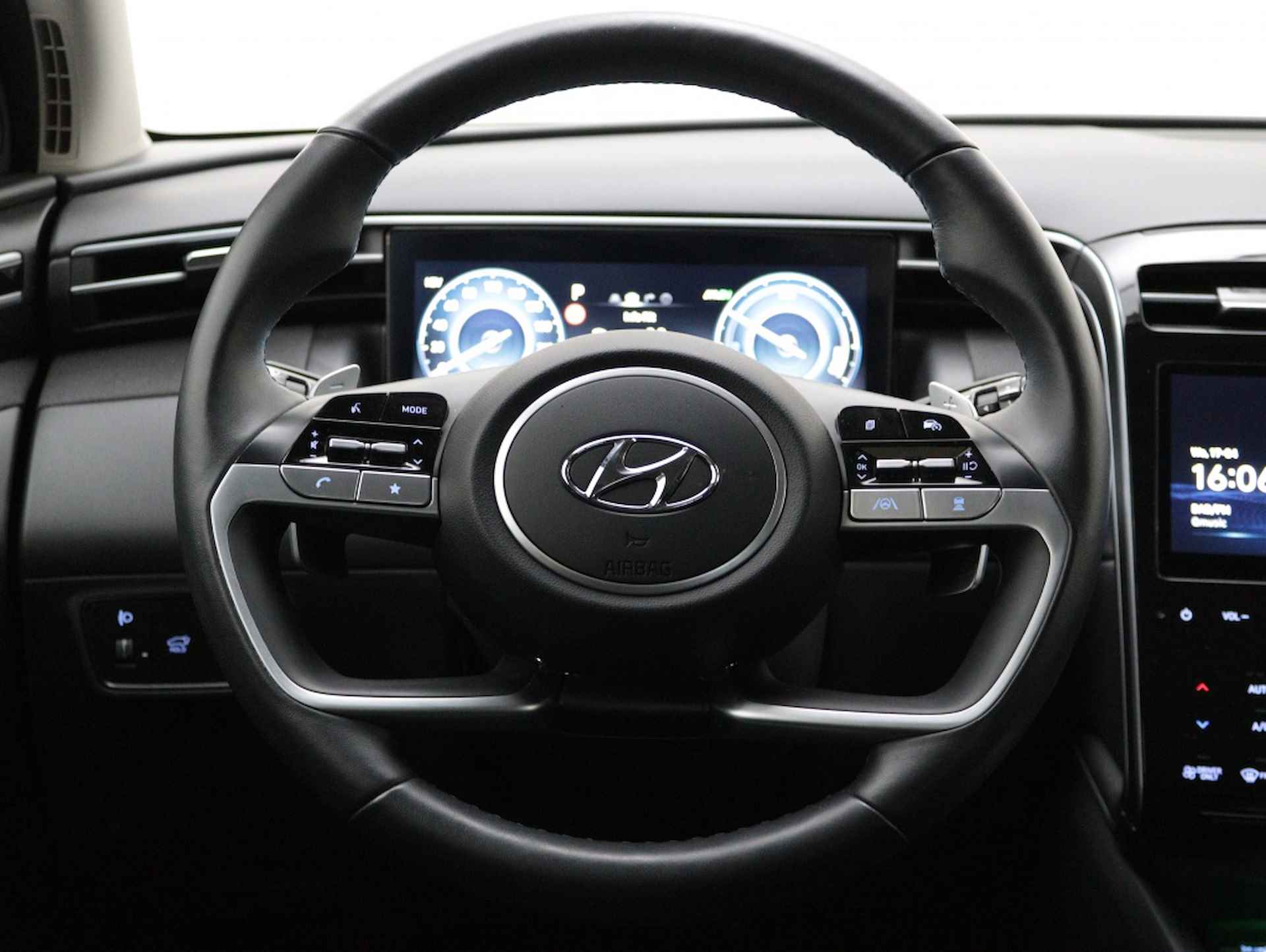 Hyundai Tucson 1.6 T-GDI PHEV Comfort Smart | Airco | Navigatie | PHEV | DAB | - 28/59