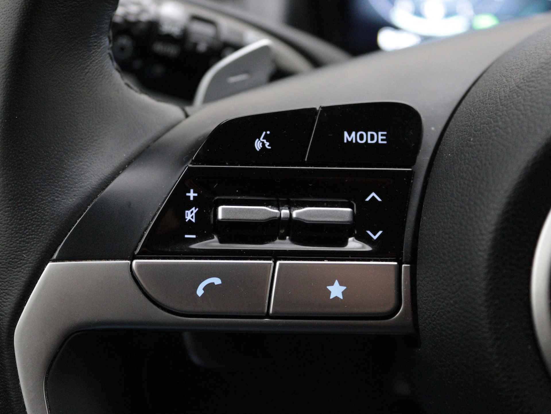 Hyundai Tucson 1.6 T-GDI PHEV Comfort Smart | Airco | Navigatie | PHEV | DAB | - 30/59