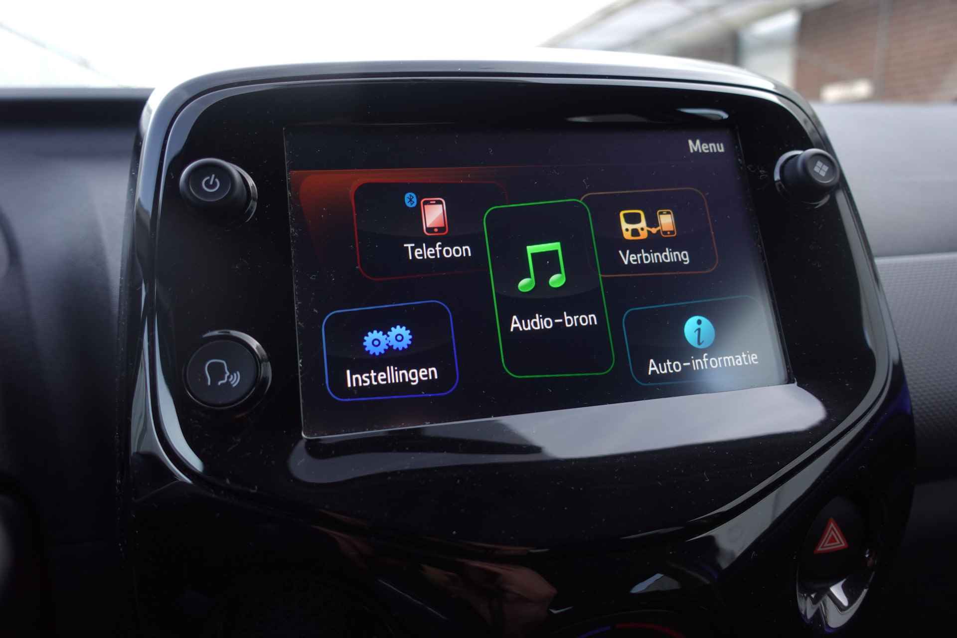 Peugeot 108 1.0 e-VTi Style | APPLE CARPLAY | STOELVW | A. CAMERA | LAGE KM - 18/36