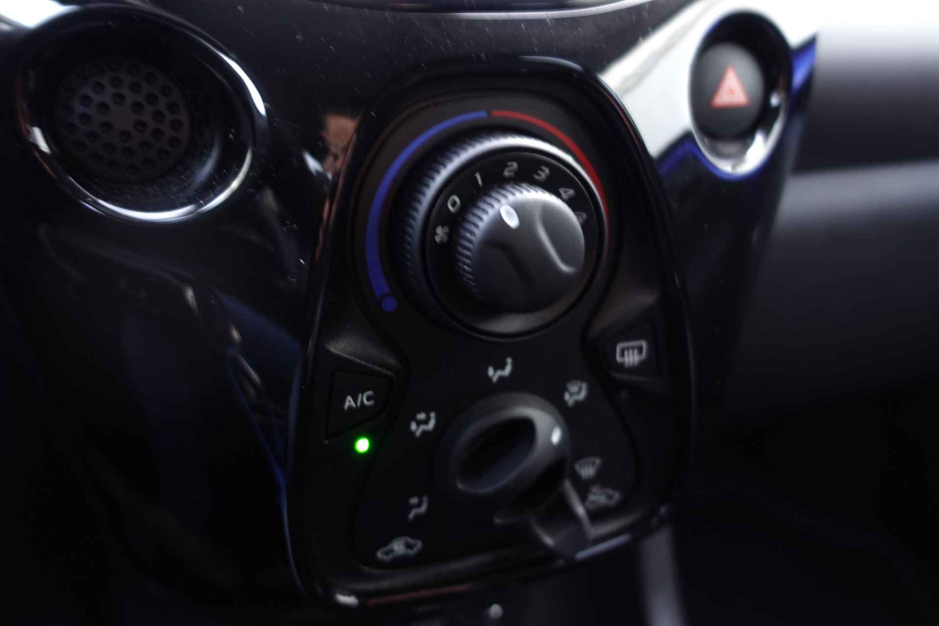 Peugeot 108 1.0 e-VTi Style | APPLE CARPLAY | STOELVW | A. CAMERA | LAGE KM - 20/36