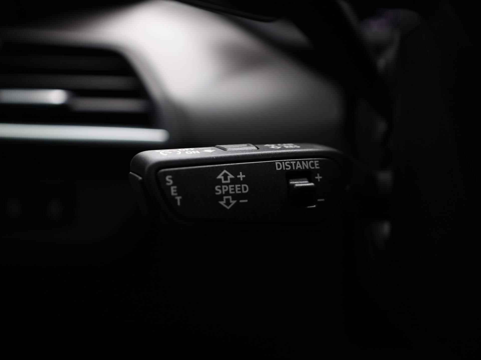 Audi e-tron GT 93 kWh/476PK · Elektrisch glazen panorama-dak · Lichtmetalen velgen 19" · Luchtvering · Voorraadkorting - 14/53