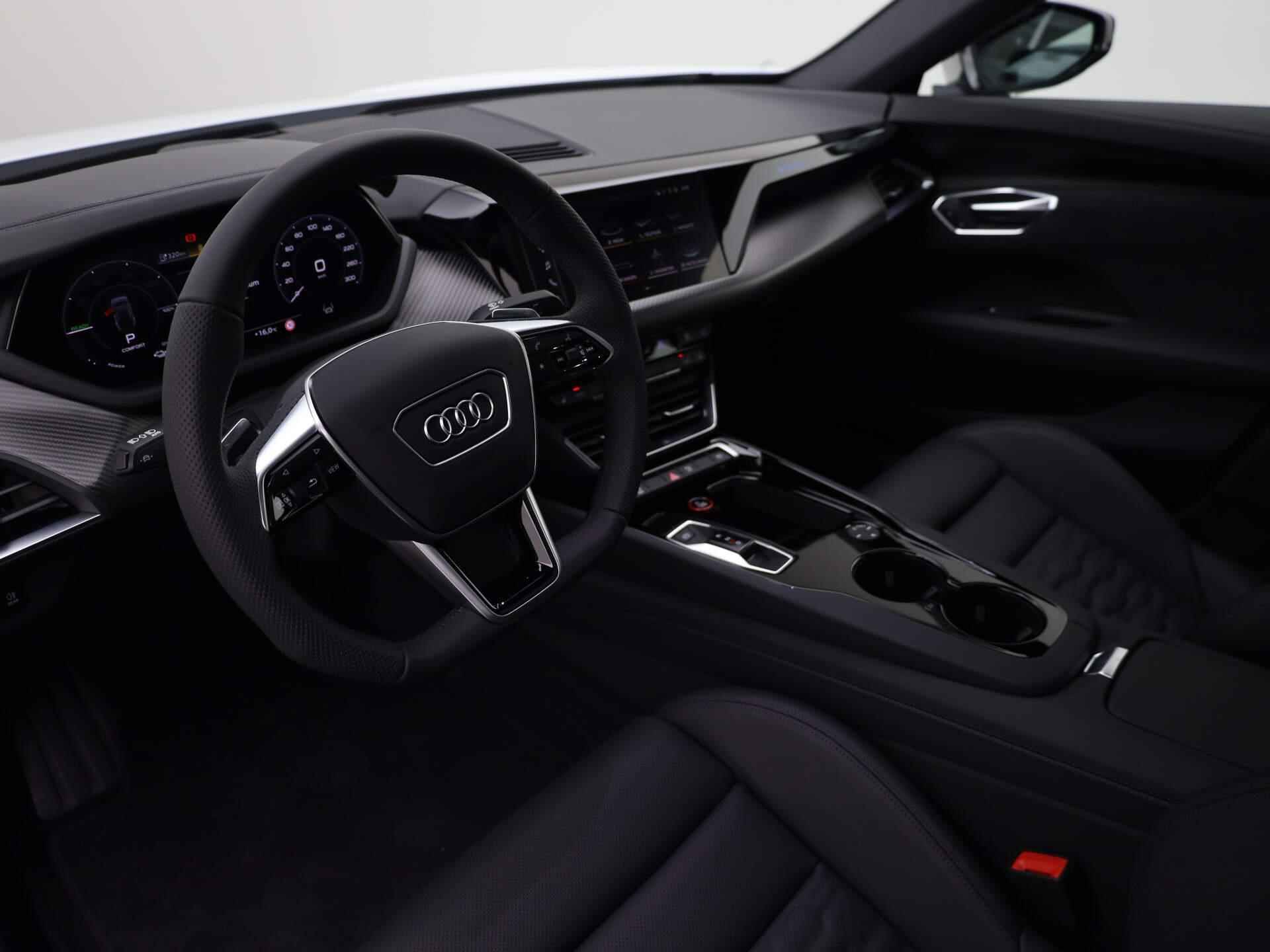 Audi e-tron GT 93 kWh/476PK · Elektrisch glazen panorama-dak · Lichtmetalen velgen 19" · Luchtvering · Voorraadkorting - 20/53
