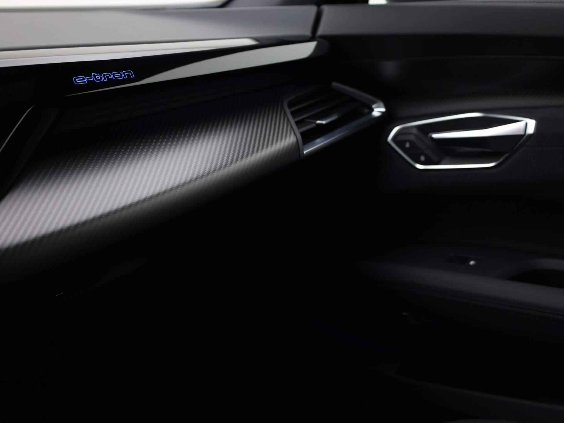 Audi e-tron GT 93 kWh/476PK · Elektrisch glazen panorama-dak · Lichtmetalen velgen 19" · Luchtvering · Voorraadkorting - 24/53