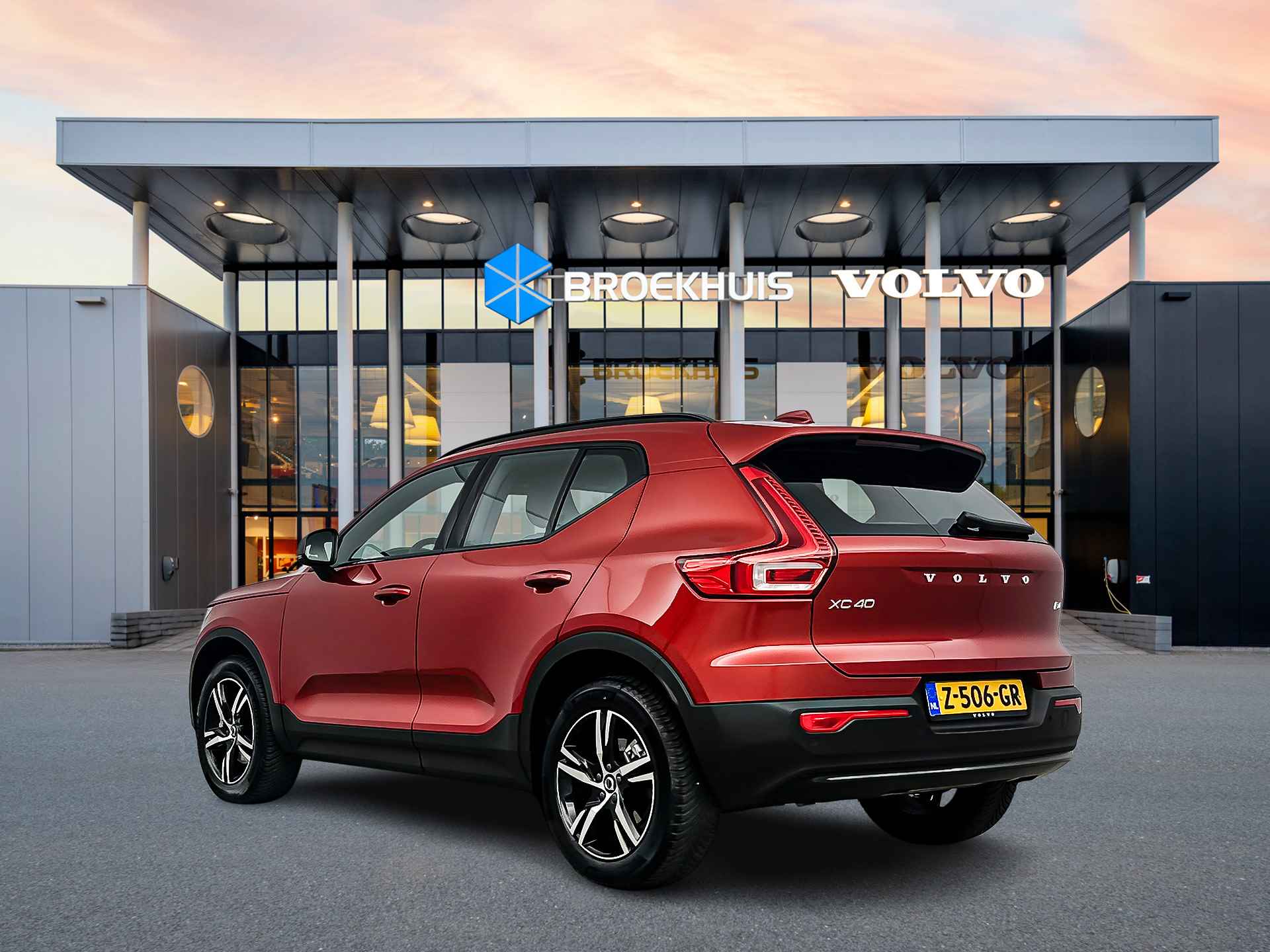 Volvo XC40 B4 Plus | Pilot Assist | BLIS | Harman Kardon | Elektr. stoelen | Keyless | Trekhaak | Stoel/stuurverwarming - 5/35