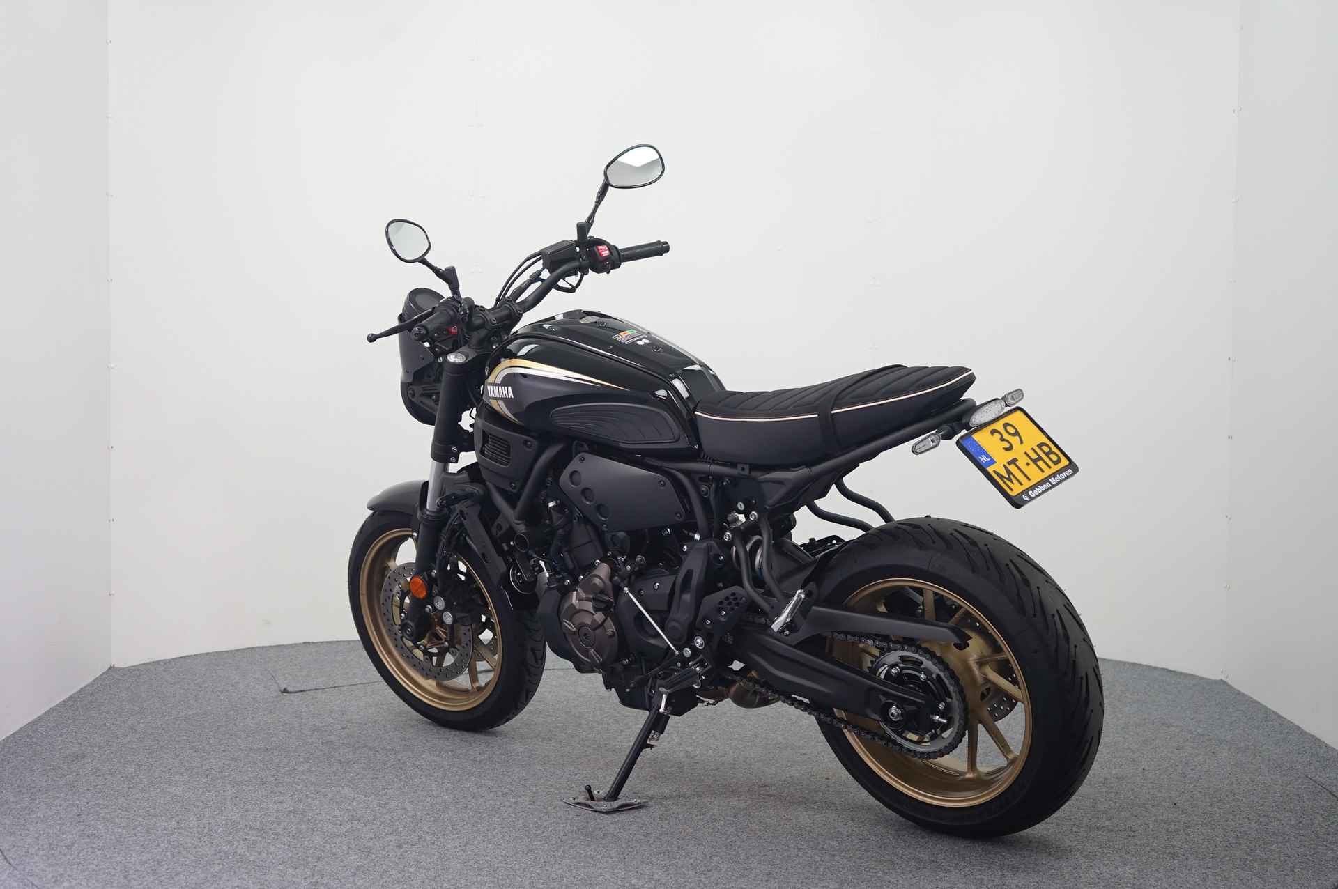 Yamaha XSR 700 ABS - 6/14