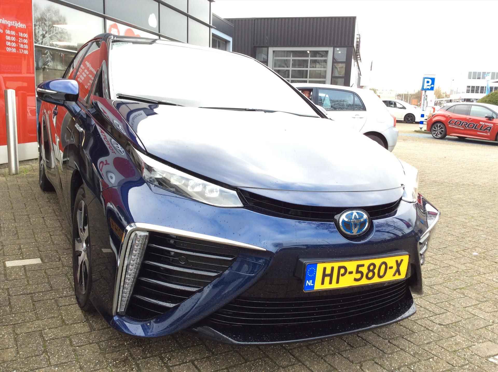 Toyota Mirai FCEV - 4/18