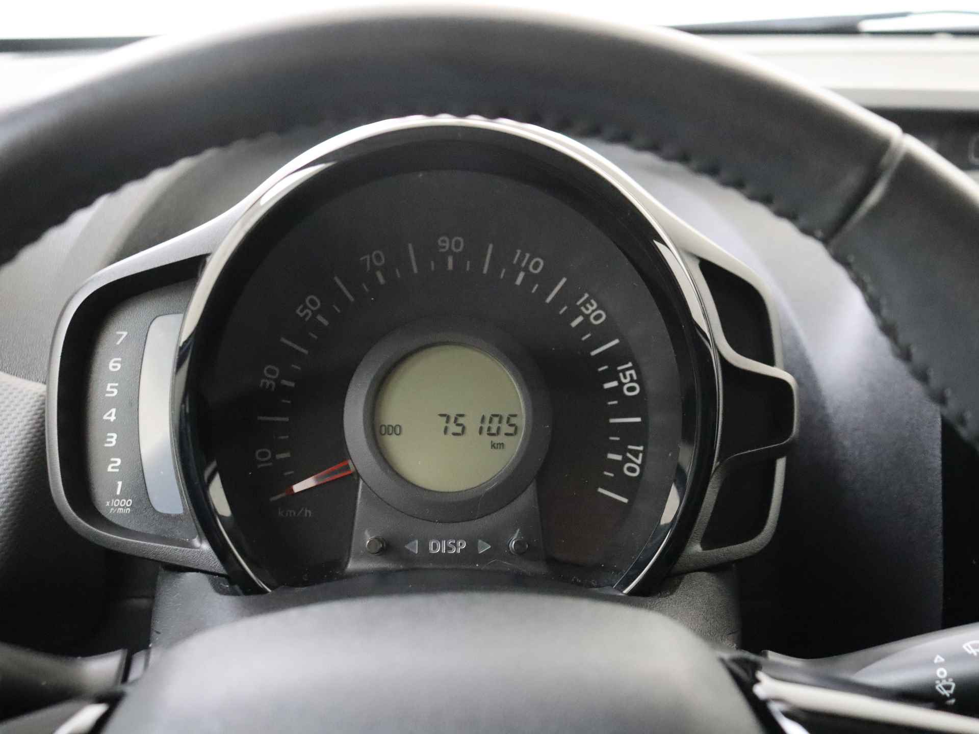 Peugeot 108 1.0 e-VTi Allure 5 deurs | Climate Control | Navigatie by App - 8/30