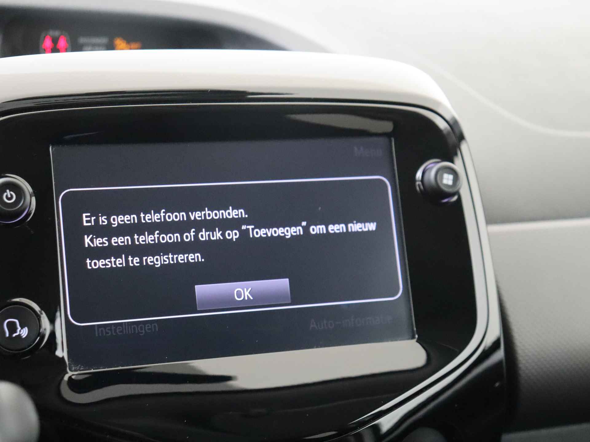Peugeot 108 1.0 e-VTi Allure 5 deurs | Climate Control | Navigatie by App - 16/30