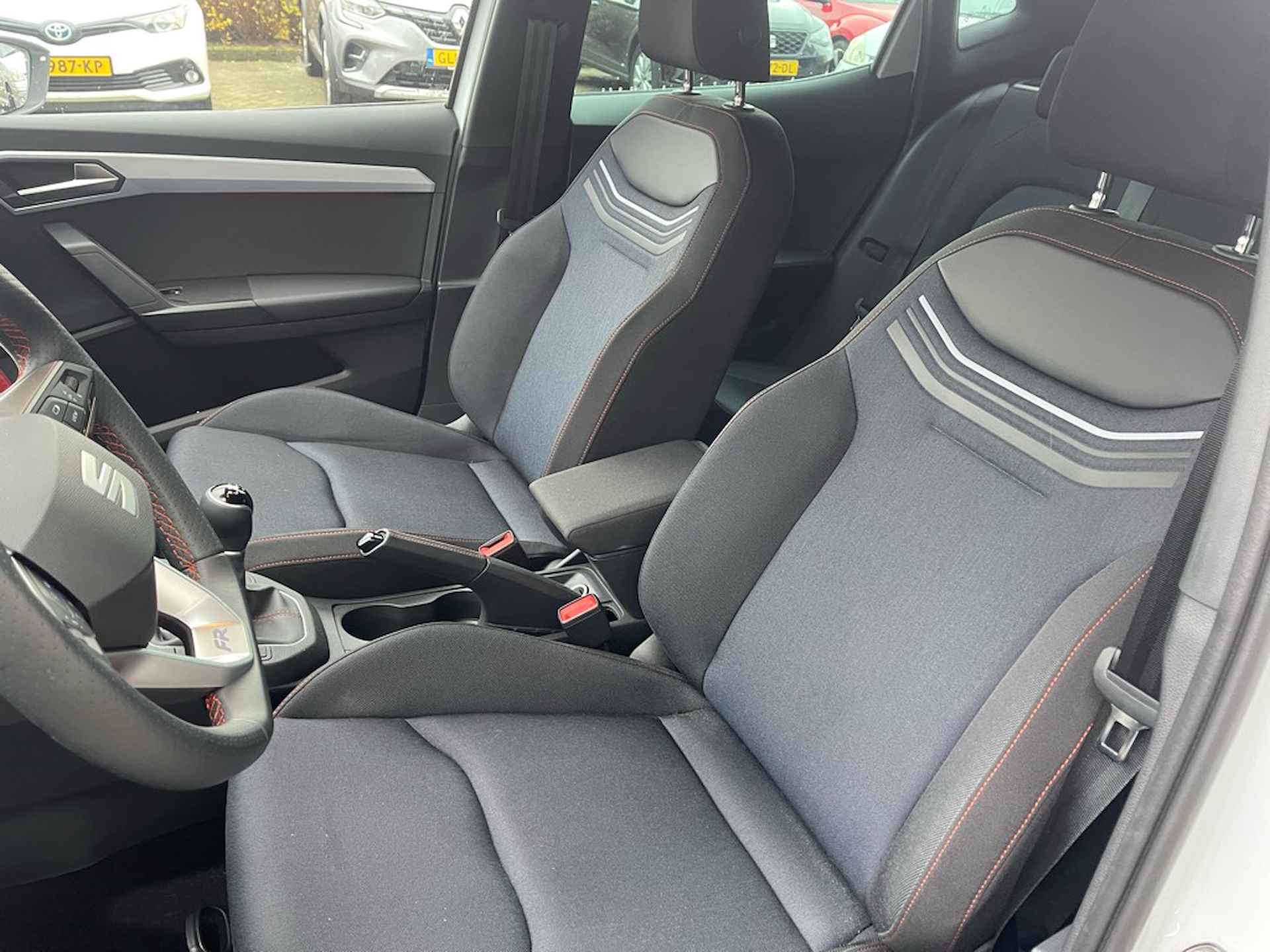 Seat Ibiza  Ibiza 1.0 TSI FR, Bus Connect, Nav, Digitale Cockpit Carplay, St - 11/28