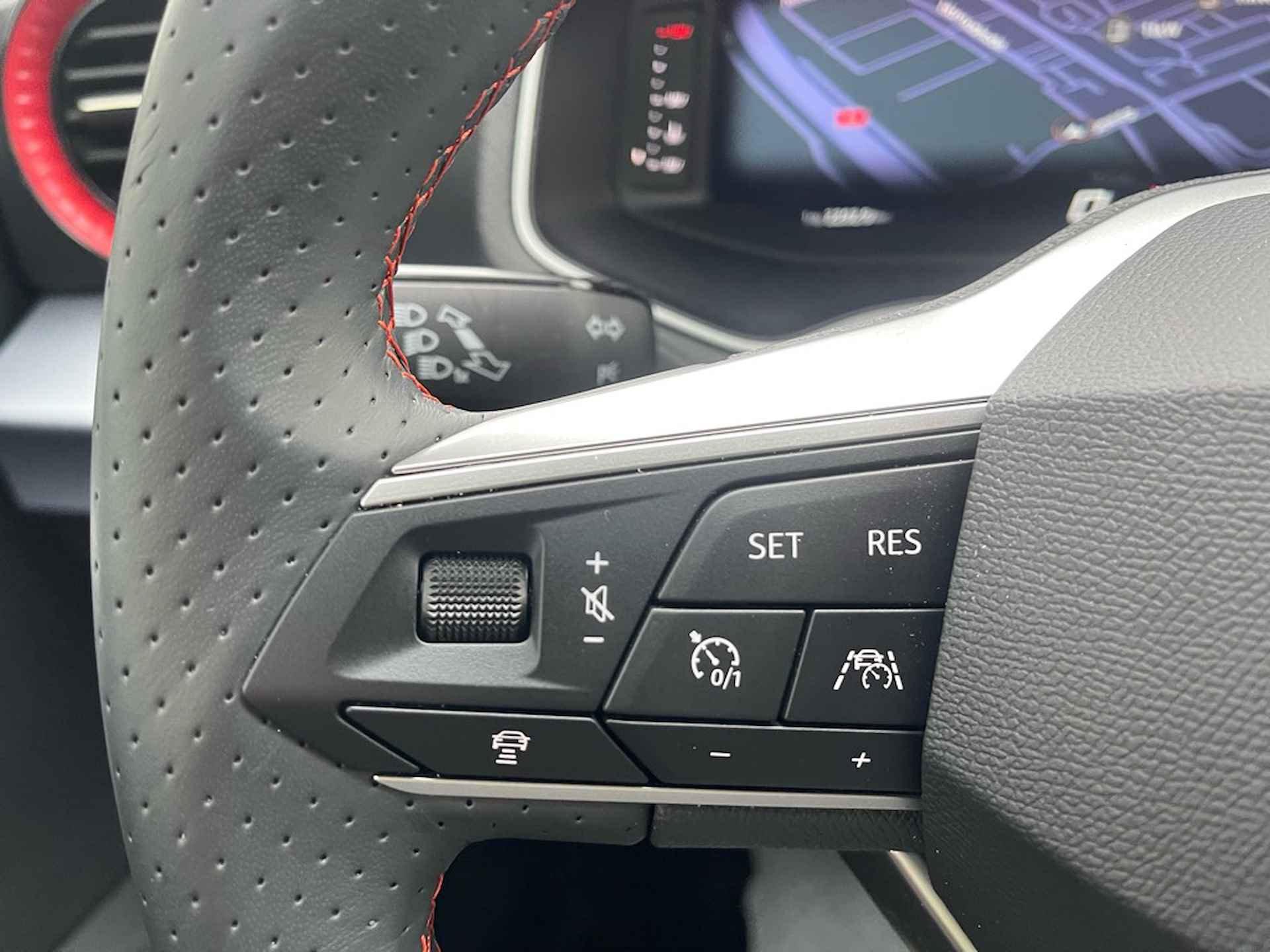 Seat Ibiza  Ibiza 1.0 TSI FR, Bus Connect, Nav, Digitale Cockpit Carplay, St - 20/28