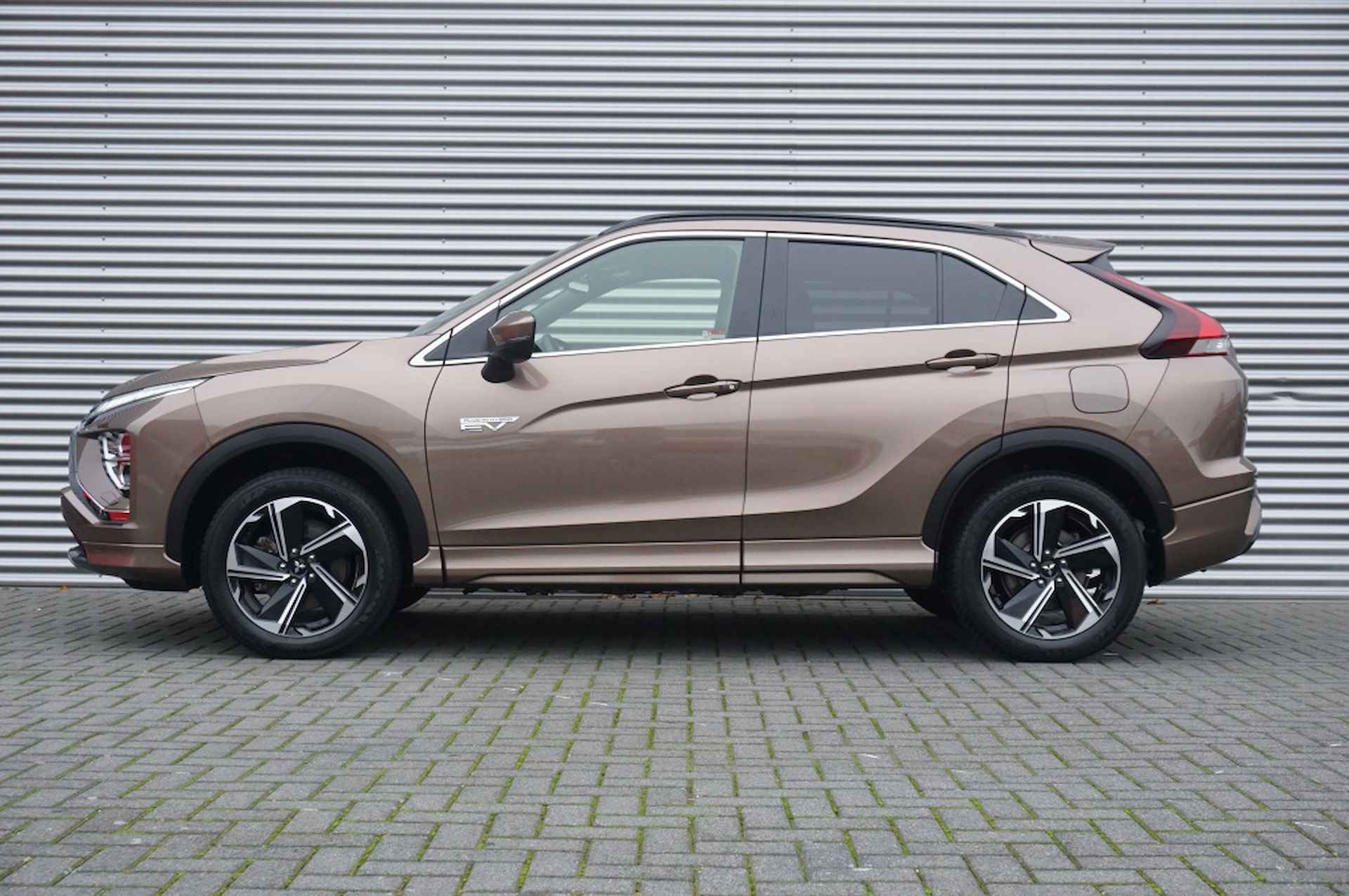 Mitsubishi Eclipse Cross 2.4 PHEV Executive 360° CAMERA | ADAP CRUISE | 1.500 TREKGEWICHT - 2/59