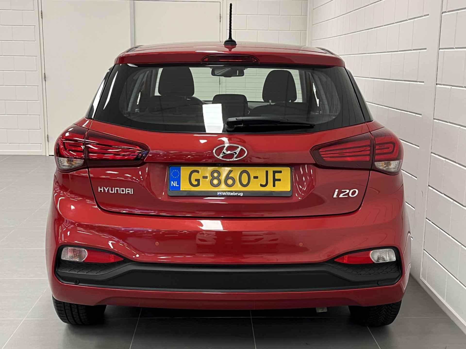 Hyundai i20 1.0 T-GDI Comfort NAVIGATIE | PARRKEERCAMERA | CLIMATE CONTROL | KEURIGE AUTO! - 39/42