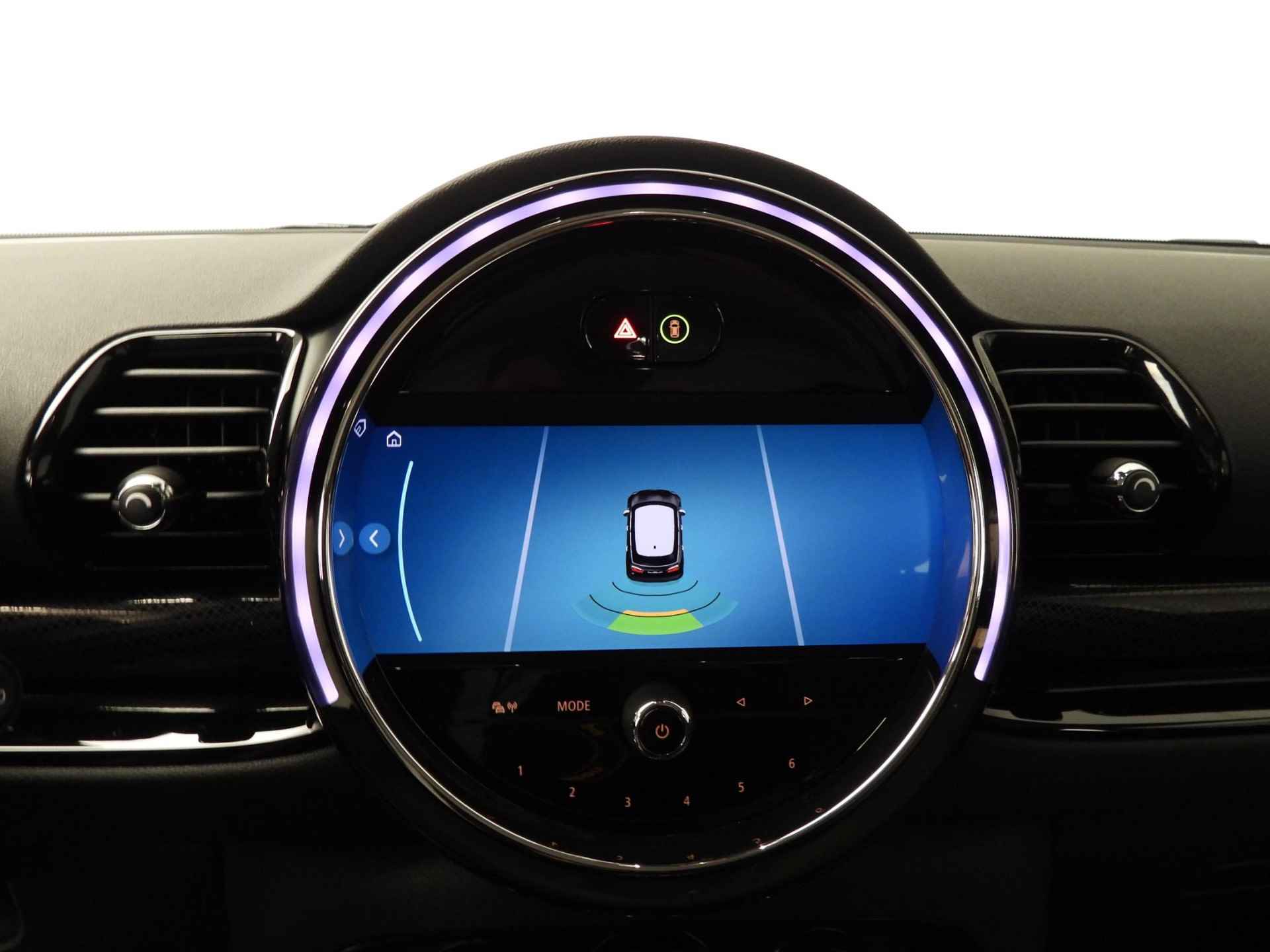 Mini Clubman One Business Edition Sportstoelen / PDC / Cruise / Navigatie / LED / DAB / Alu wielen 17 inch - 26/36