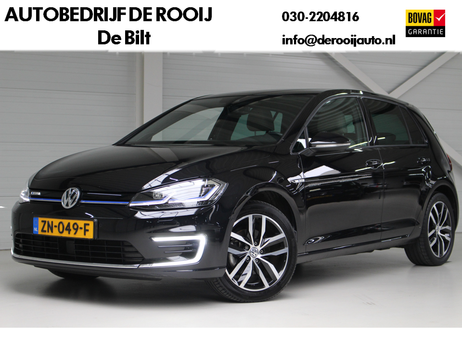 Volkswagen e-Golf e-Golf 100kW / 136PK Leder | Navigatie | Warmtepomp | Dynaudio bij viaBOVAG.nl