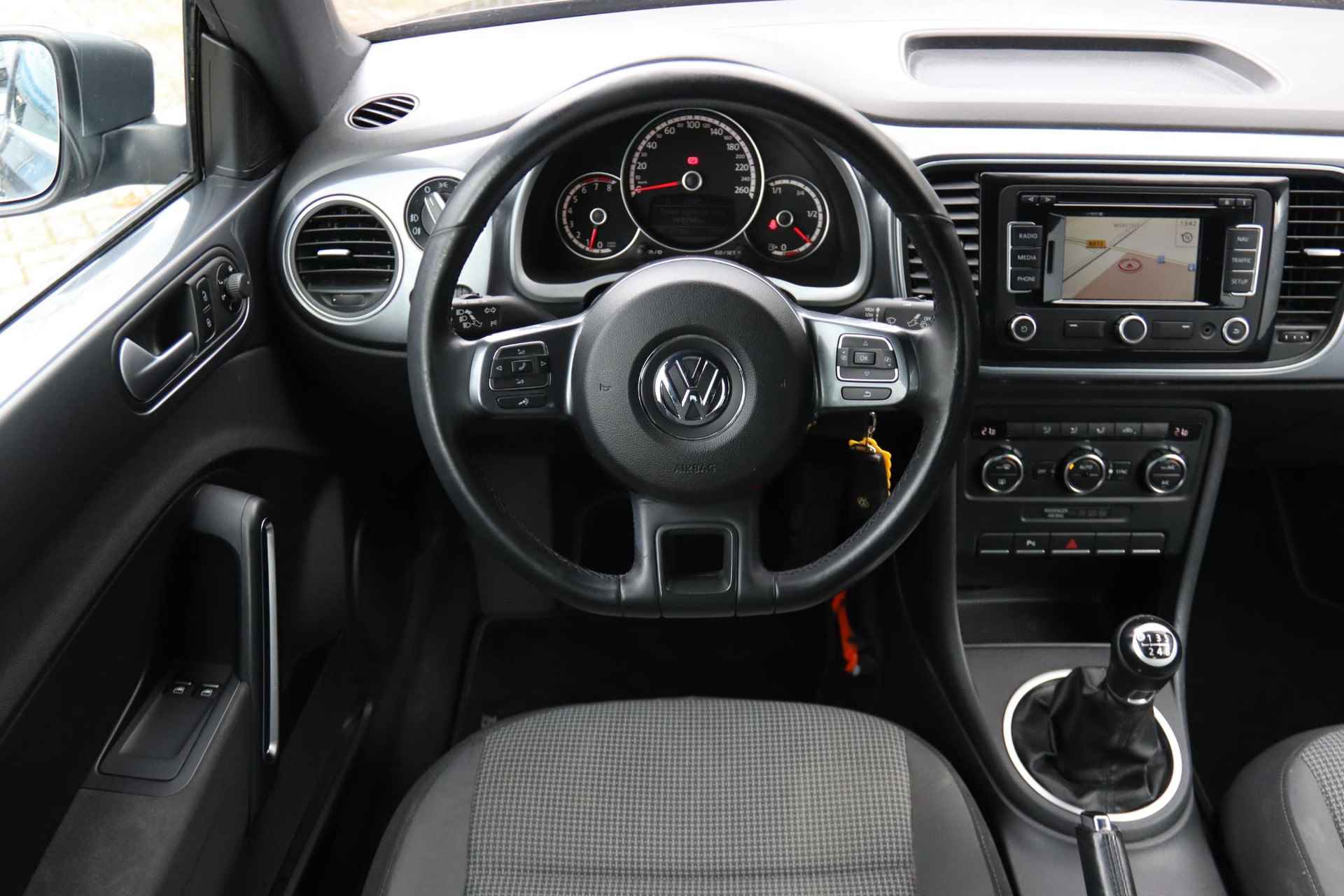 Volkswagen Beetle 1.2 TSI DESIGN | CRUISE | NAVI | CLIMATE | PDC - 14/34