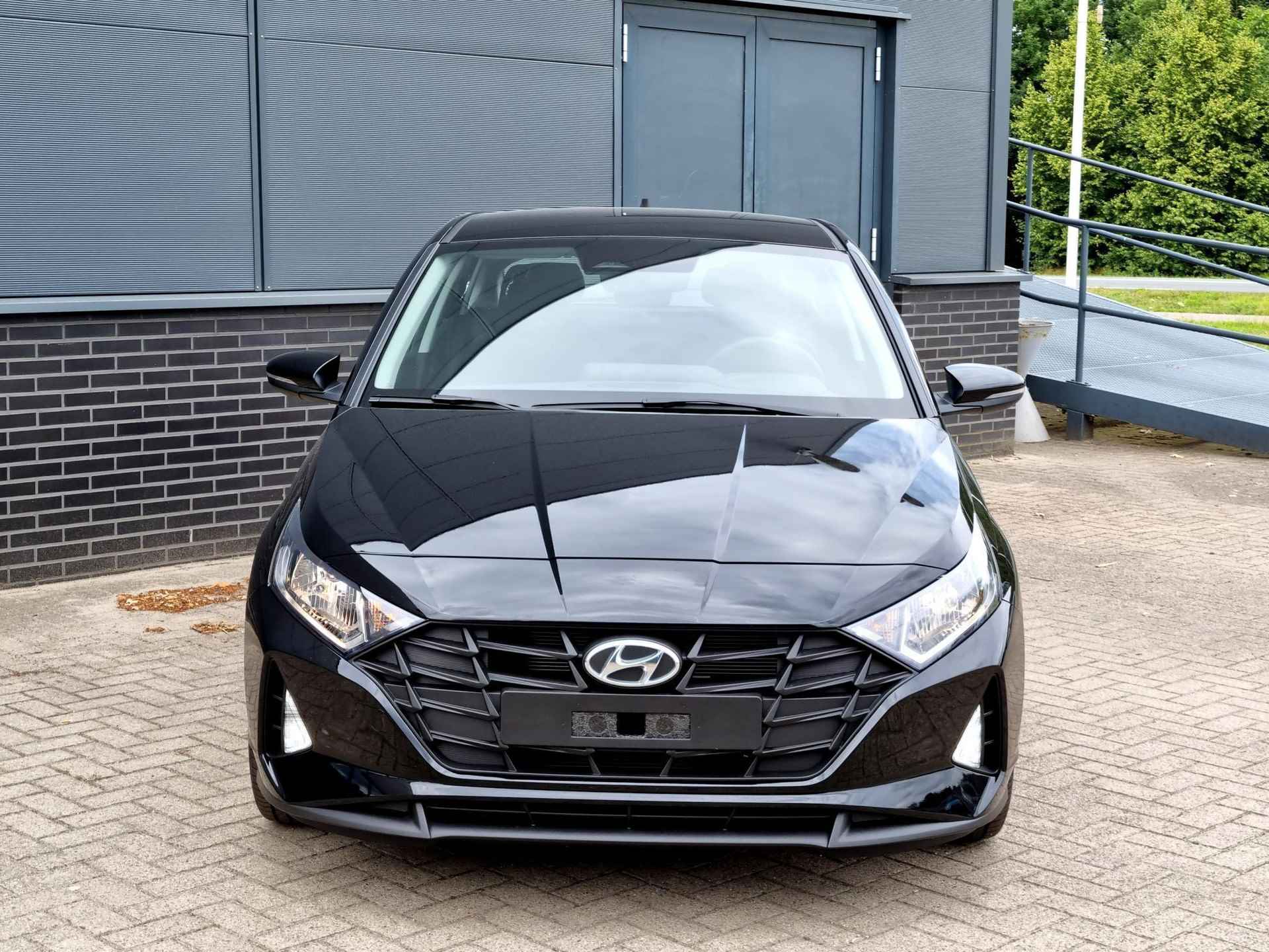 Hyundai i20 1.0 T-GDI Comfort / Navigatie via Android Auto/Apple Carplay / Airco / Cruise Control / Achteruitrijcamera / - 13/38