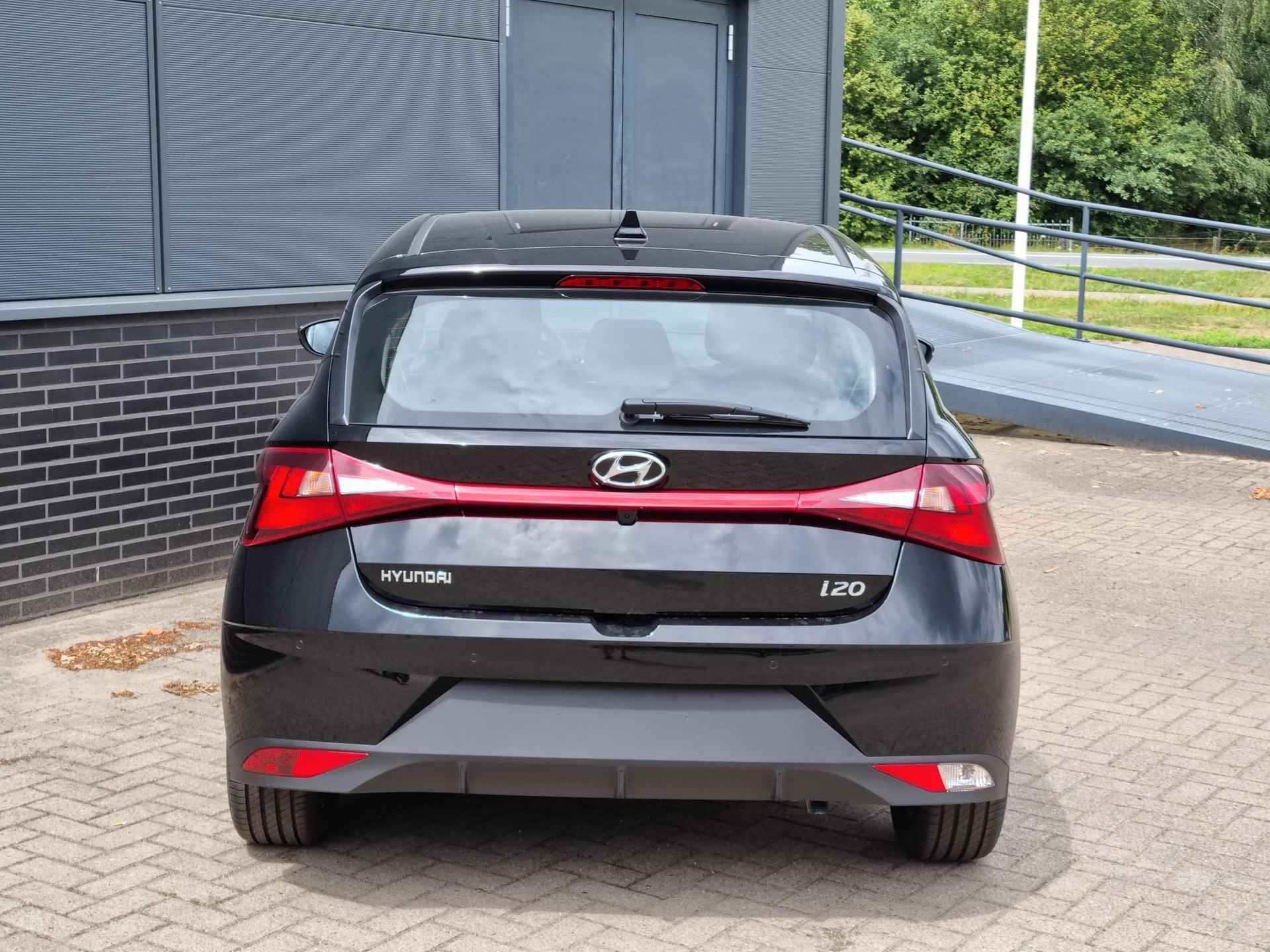 Hyundai i20 1.0 T-GDI Comfort / Navigatie via Android Auto/Apple Carplay / Airco / Cruise Control / Achteruitrijcamera / - 16/38