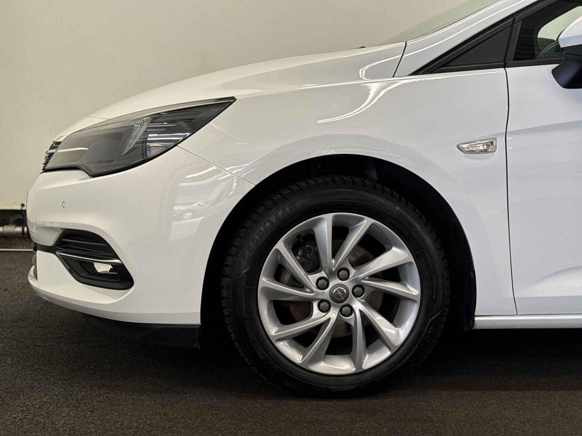 OPEL Astra Sports Tourer 1.4 TURBO 145PK AUTOMAAT EDITION NAVI LED CAMERA TEL PDC NAP - 6/26