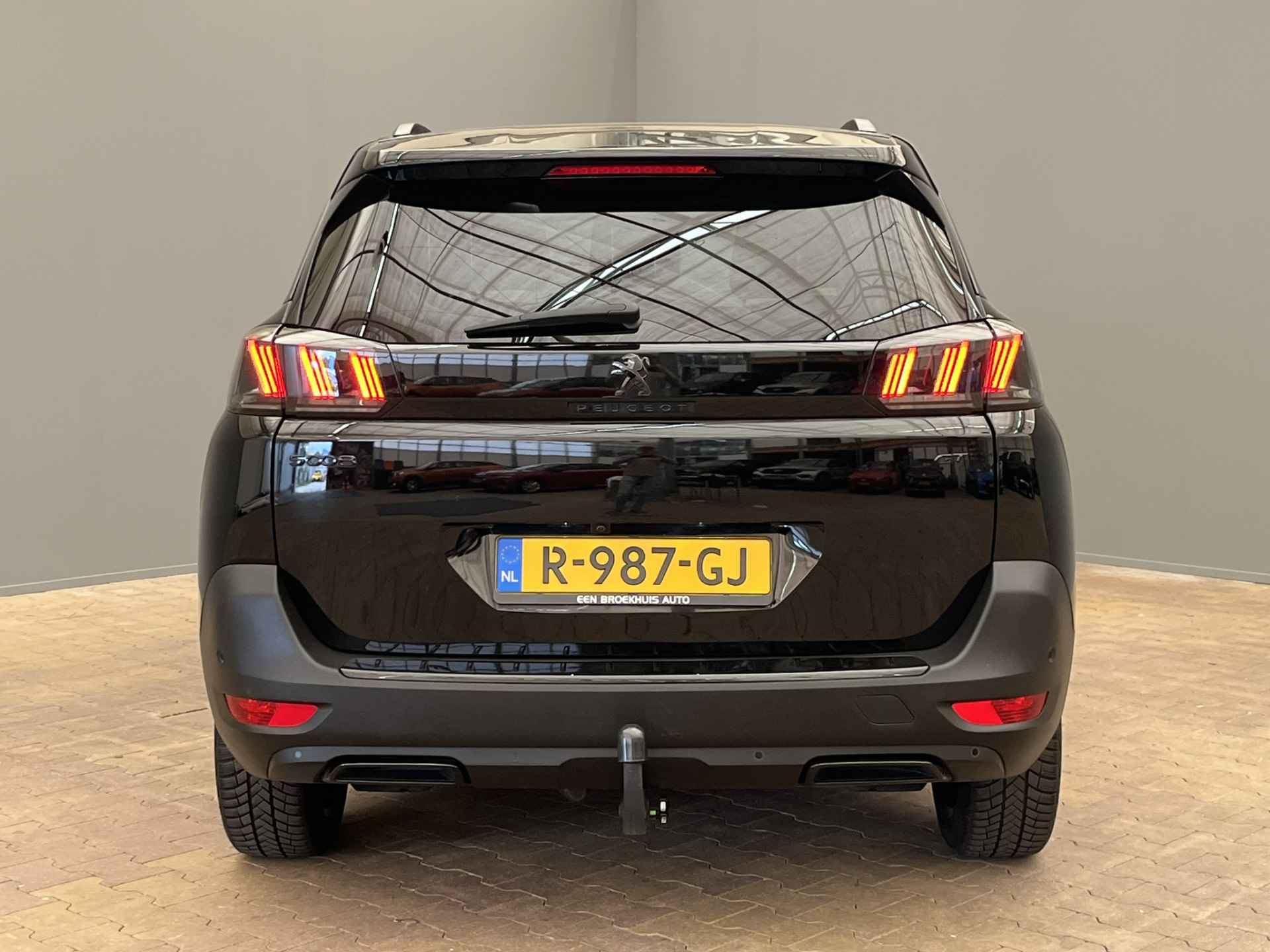 Peugeot 5008 1.6 180PK EAT8 AUTOMAAT GT Black Pack | Panoramadak | Navigatie | Stoelenpakket! | Leder/Alcantara | Hifi premium Focal | Draadl - 13/50