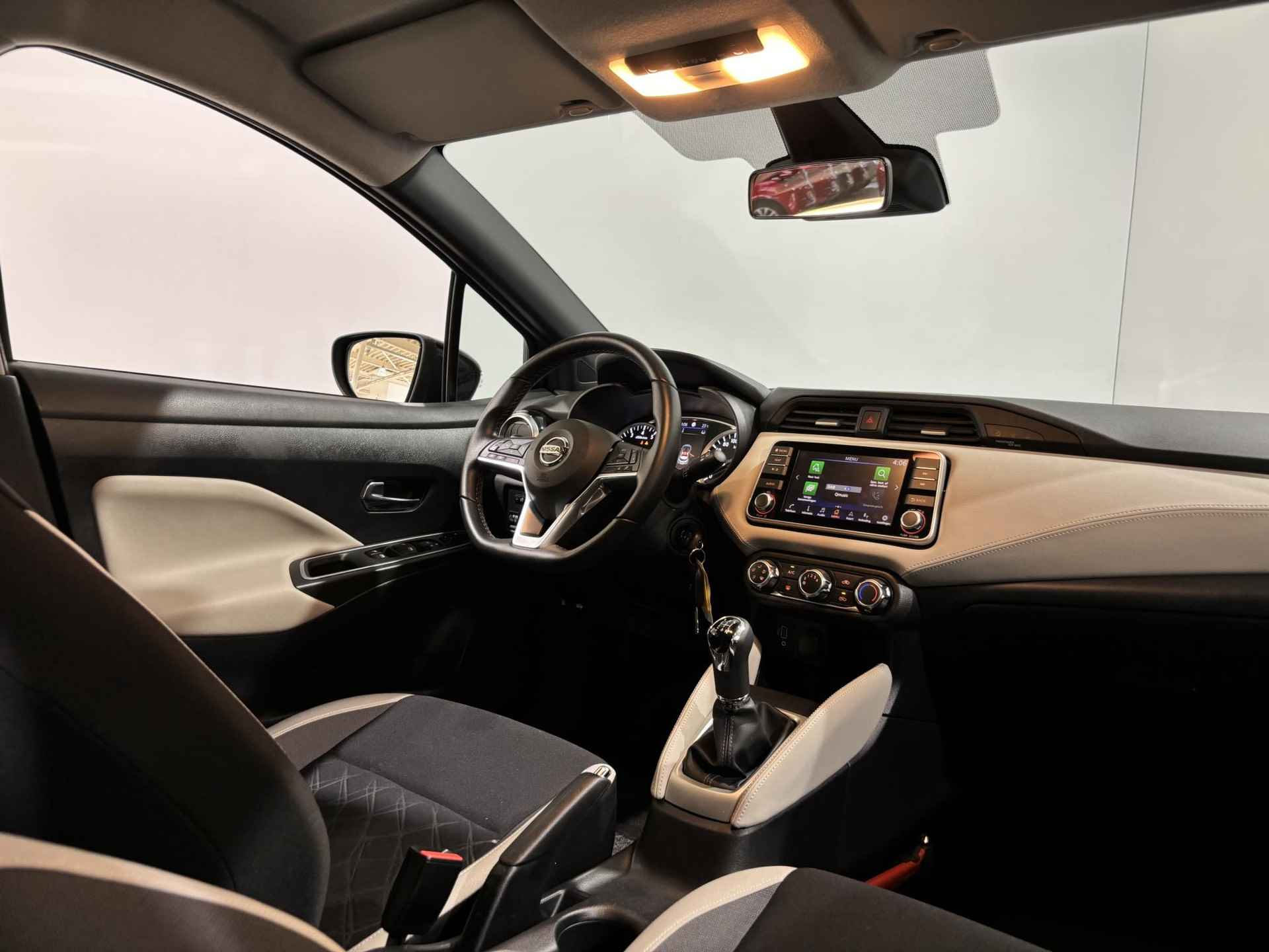 Nissan Micra 1.0 - 90PK IG-T N-Design | Bose Audio | Airco | Parkeersensoren | Lichtmetalen Velgen | Apple CarPlay/Android Auto | Privacy Glass | Cruise Control | - 10/31