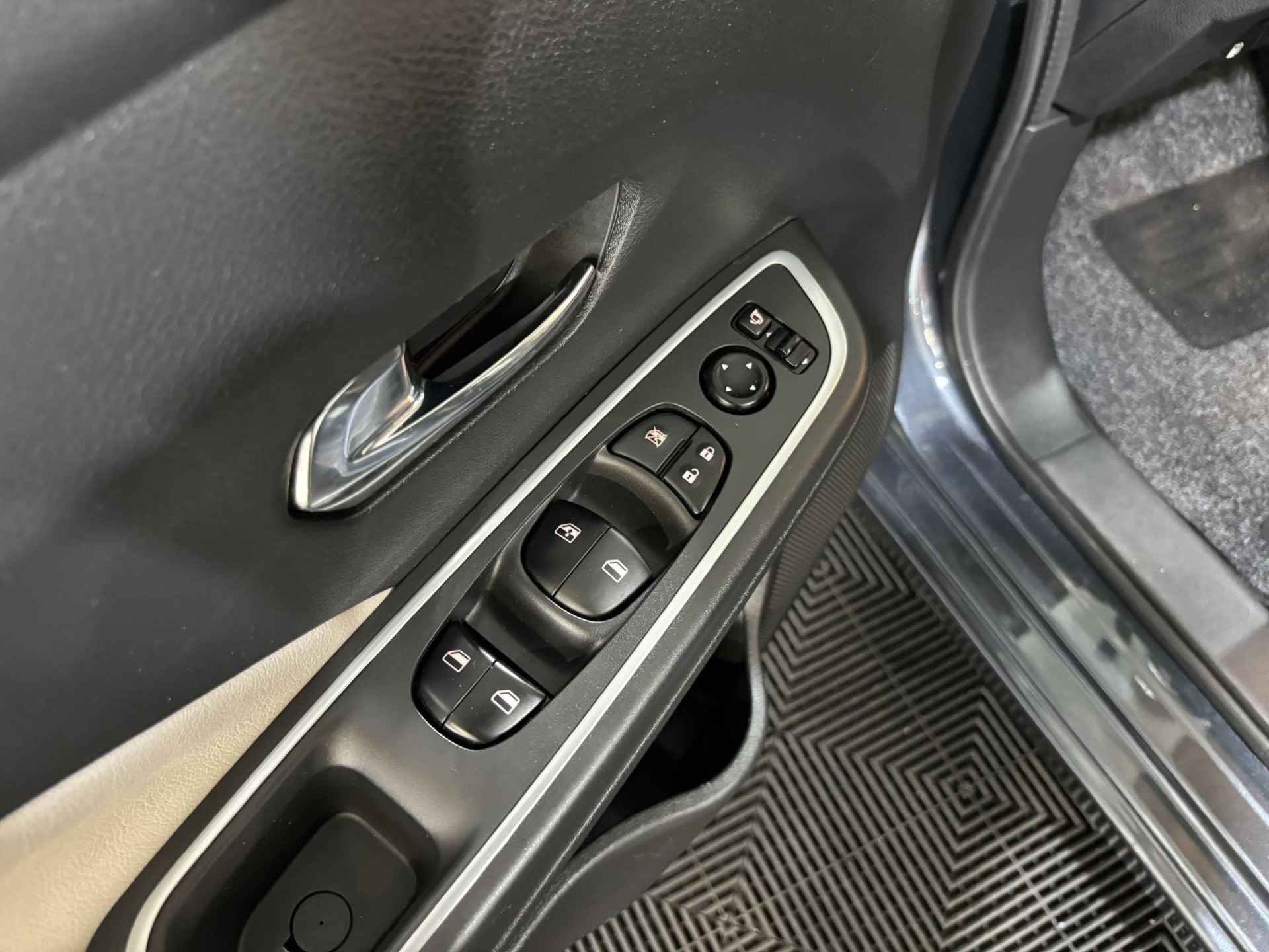 Nissan Micra 1.0 - 90PK IG-T N-Design | Bose Audio | Airco | Parkeersensoren | Lichtmetalen Velgen | Apple CarPlay/Android Auto | Privacy Glass | Cruise Control | - 13/31
