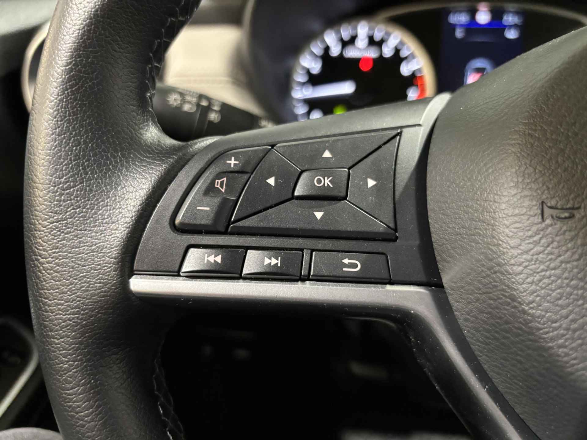 Nissan Micra 1.0 - 90PK IG-T N-Design | Bose Audio | Airco | Parkeersensoren | Lichtmetalen Velgen | Apple CarPlay/Android Auto | Privacy Glass | Cruise Control | - 23/31