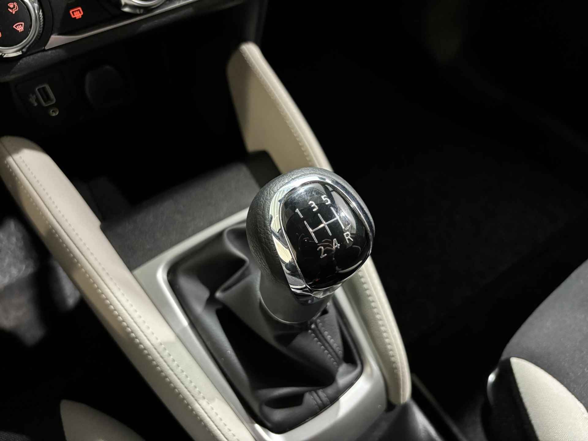 Nissan Micra 1.0 - 90PK IG-T N-Design | Bose Audio | Airco | Parkeersensoren | Lichtmetalen Velgen | Apple CarPlay/Android Auto | Privacy Glass | Cruise Control | - 29/31