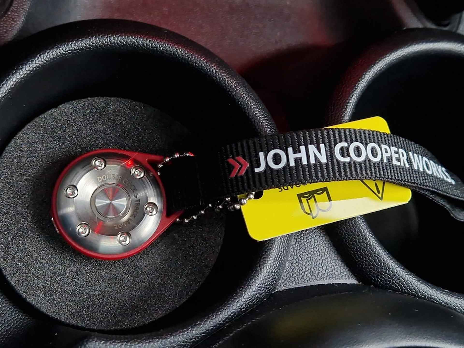 Mini Cooper S John Cooper Works - JCW Pro uitlaat - Panodak - 24/33