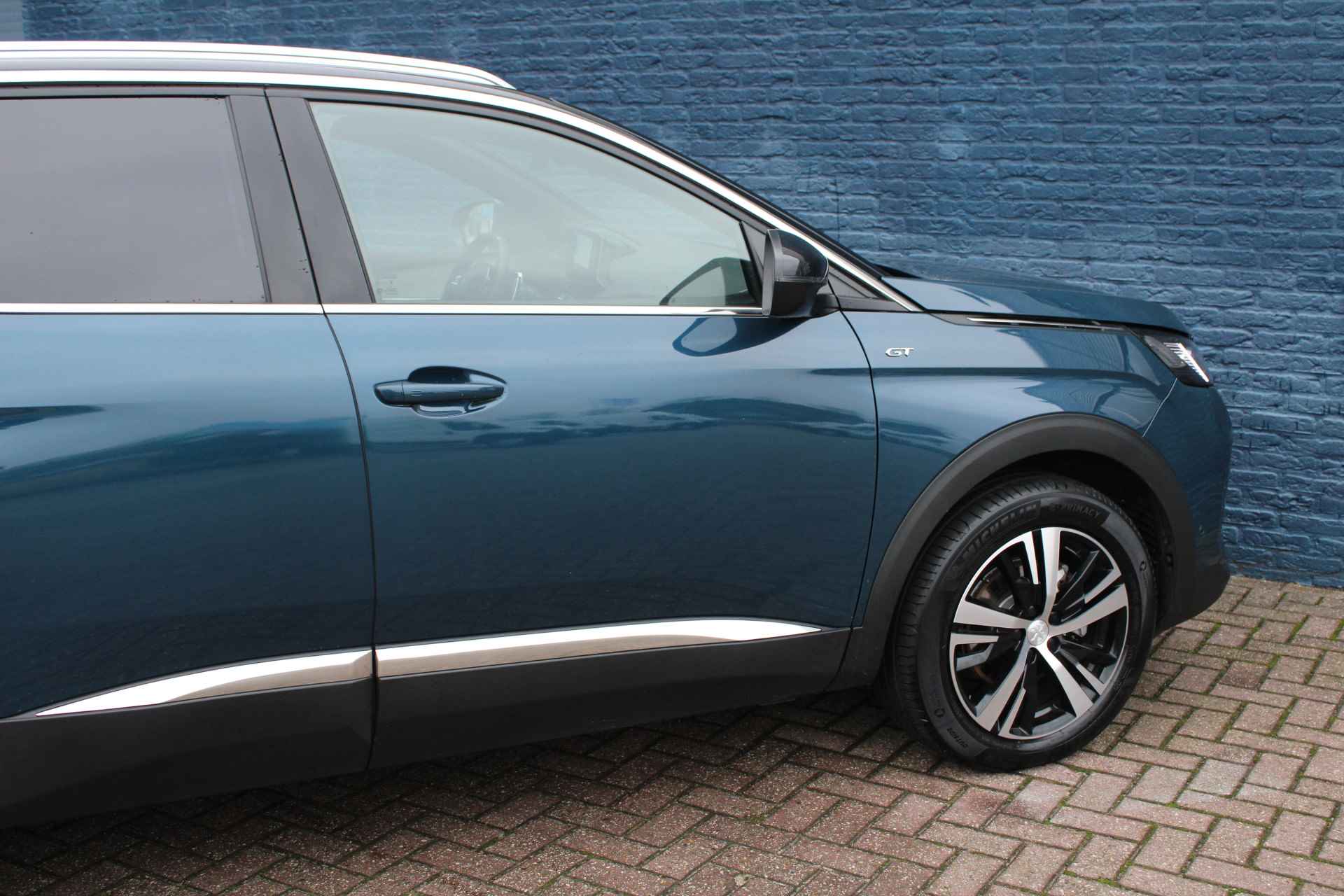 Peugeot 3008 SUV GT HYbrid 136pk e-DCS6 | Automaat | Navigatie | Camera | Adaptieve cruise control | - 11/33