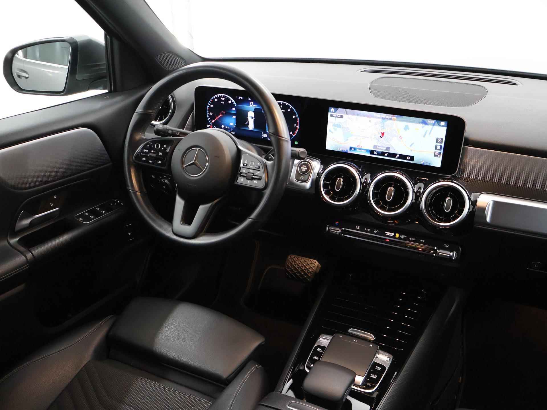 Mercedes-Benz GLB 200 Advantage | Trekhaak | Parkeercamera | Cruise Control | Climate Control | Apple CarPlay | widescreen cockpit - 10/49