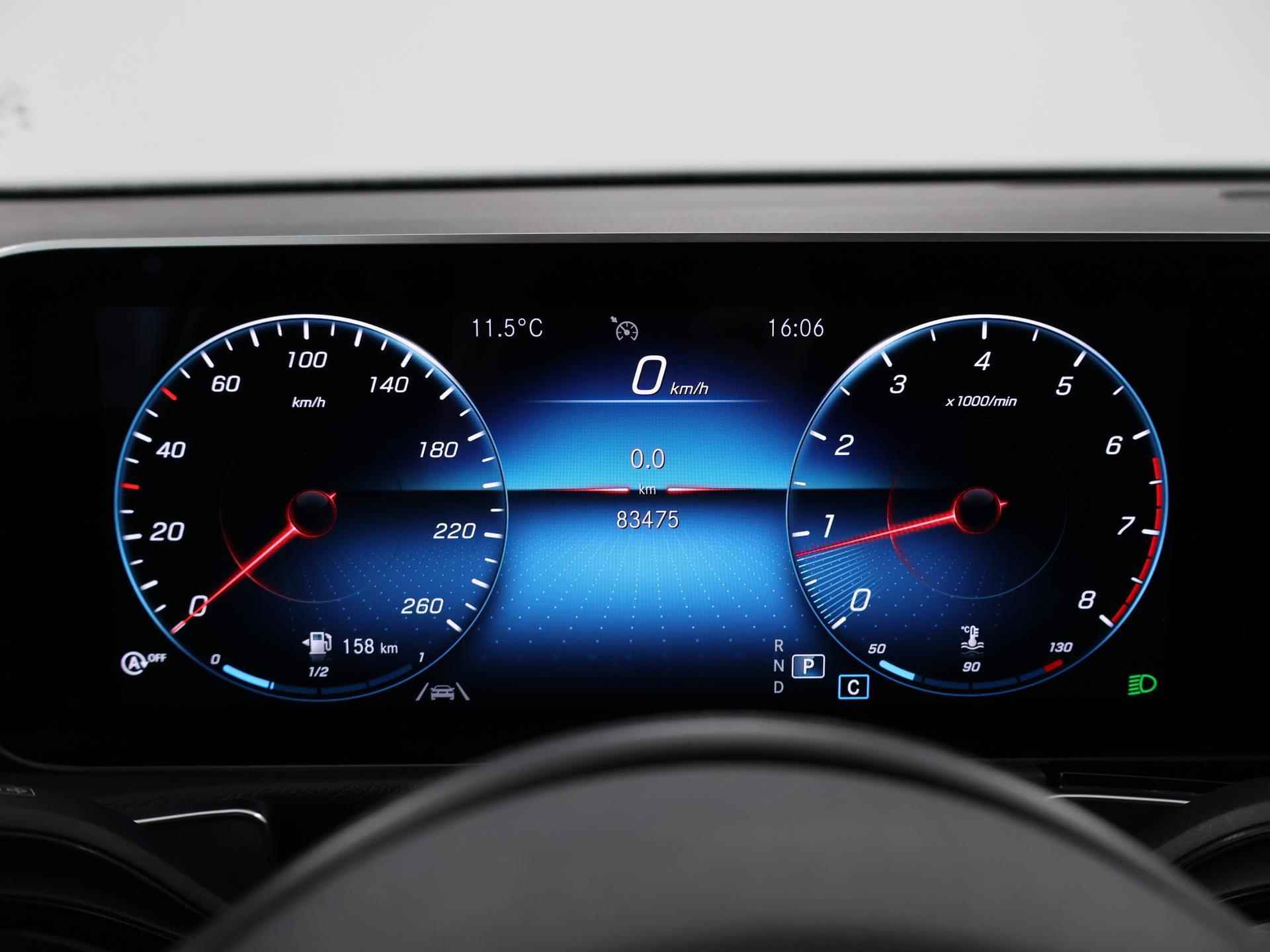 Mercedes-Benz GLB 200 Advantage | Trekhaak | Parkeercamera | Cruise Control | Climate Control | Apple CarPlay | widescreen cockpit - 13/49