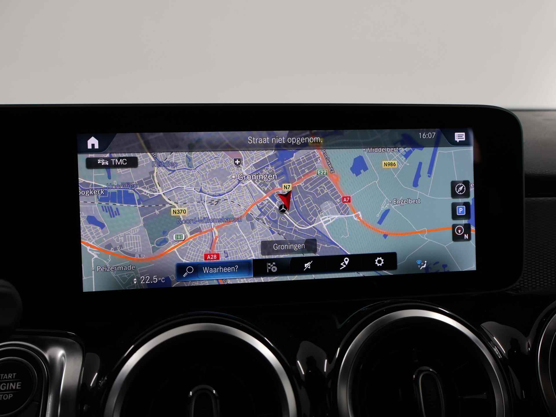 Mercedes-Benz GLB 200 Advantage | Trekhaak | Parkeercamera | Cruise Control | Climate Control | Apple CarPlay | widescreen cockpit - 14/49