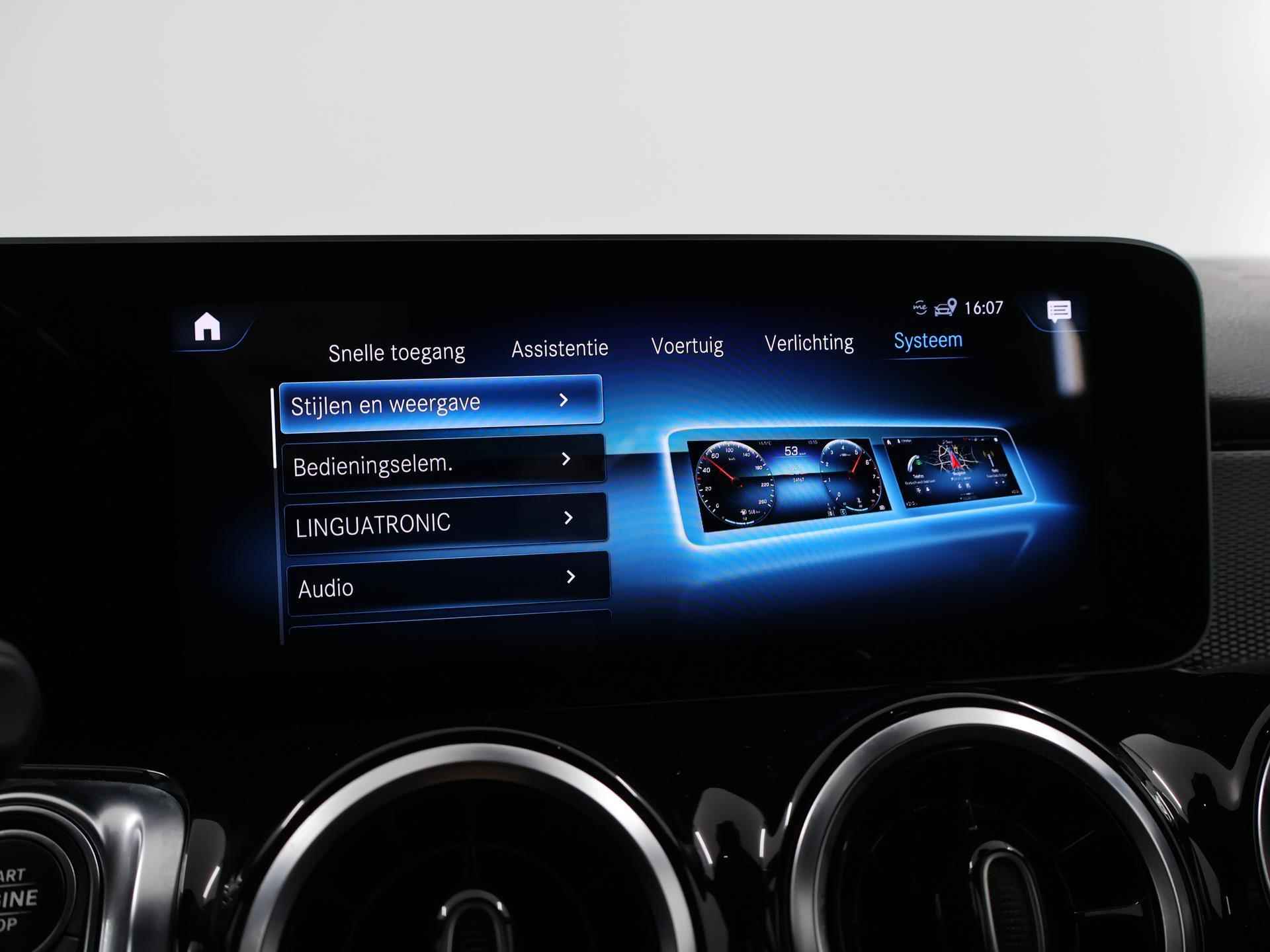 Mercedes-Benz GLB 200 Advantage | Trekhaak | Parkeercamera | Cruise Control | Climate Control | Apple CarPlay | widescreen cockpit - 25/49