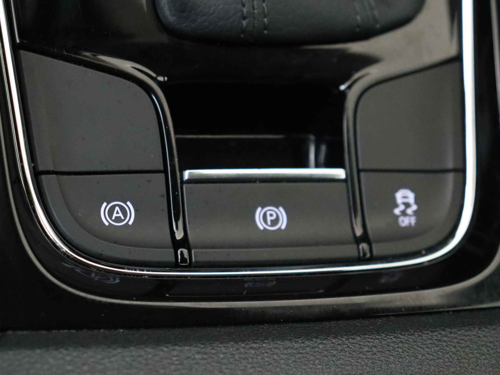 Škoda Kodiaq 1.5 TSI Limited Business Edition Automaat | Navigatie | Climate Control | 18 inch Lichtmetalen Velgen - 25/35