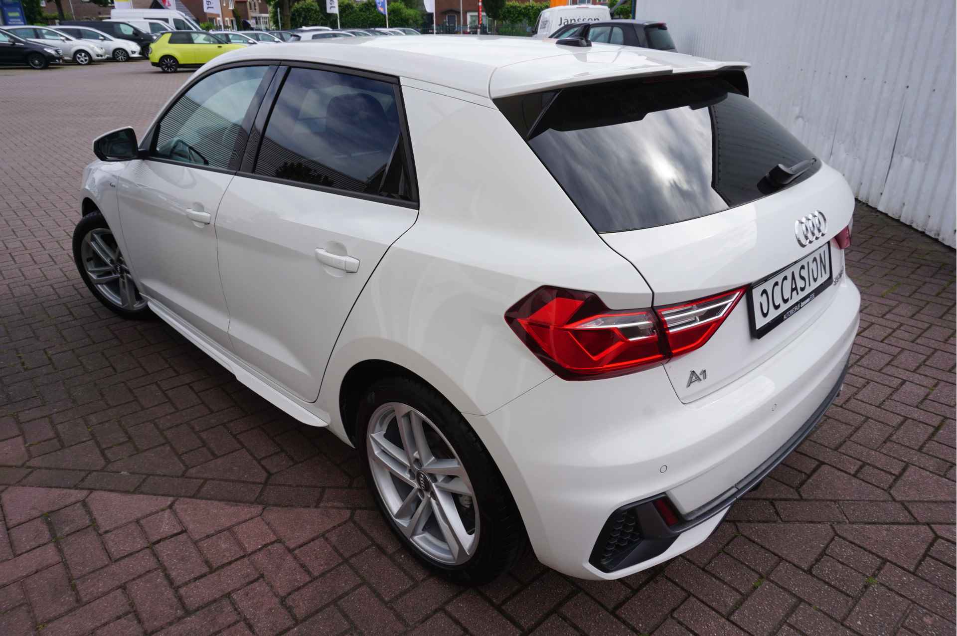 Audi A1 Sportback 35 TFSI Pro Line S Automaat - 4/22