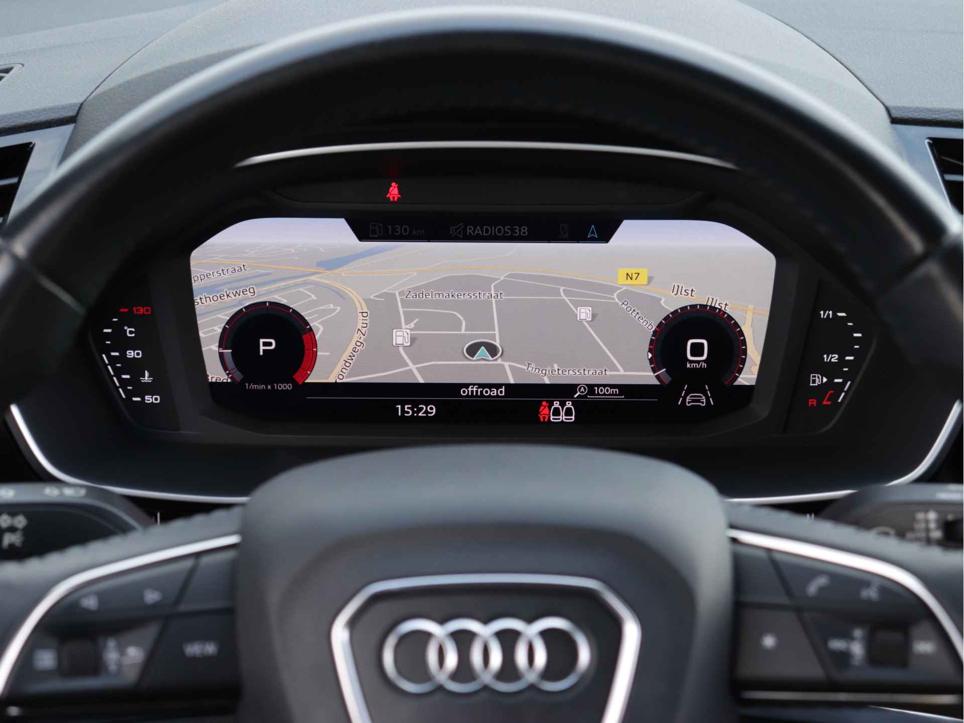 Audi Q3 35 TFSI S Line | S-Line | Trekhaak | Matrix LED | 19 Inch | Trekhaak | Camera | MMI-Plus Navigatie | NL-auto - 13/45