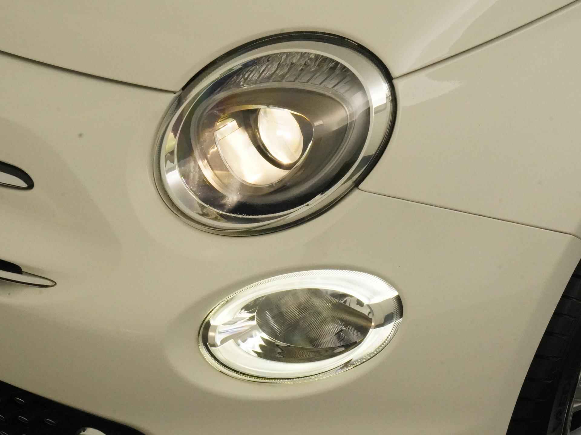 Fiat 500C 1.2 Lounge | Navigatie | Lichtmetalen Velgen | Zondag Open! - 17/26