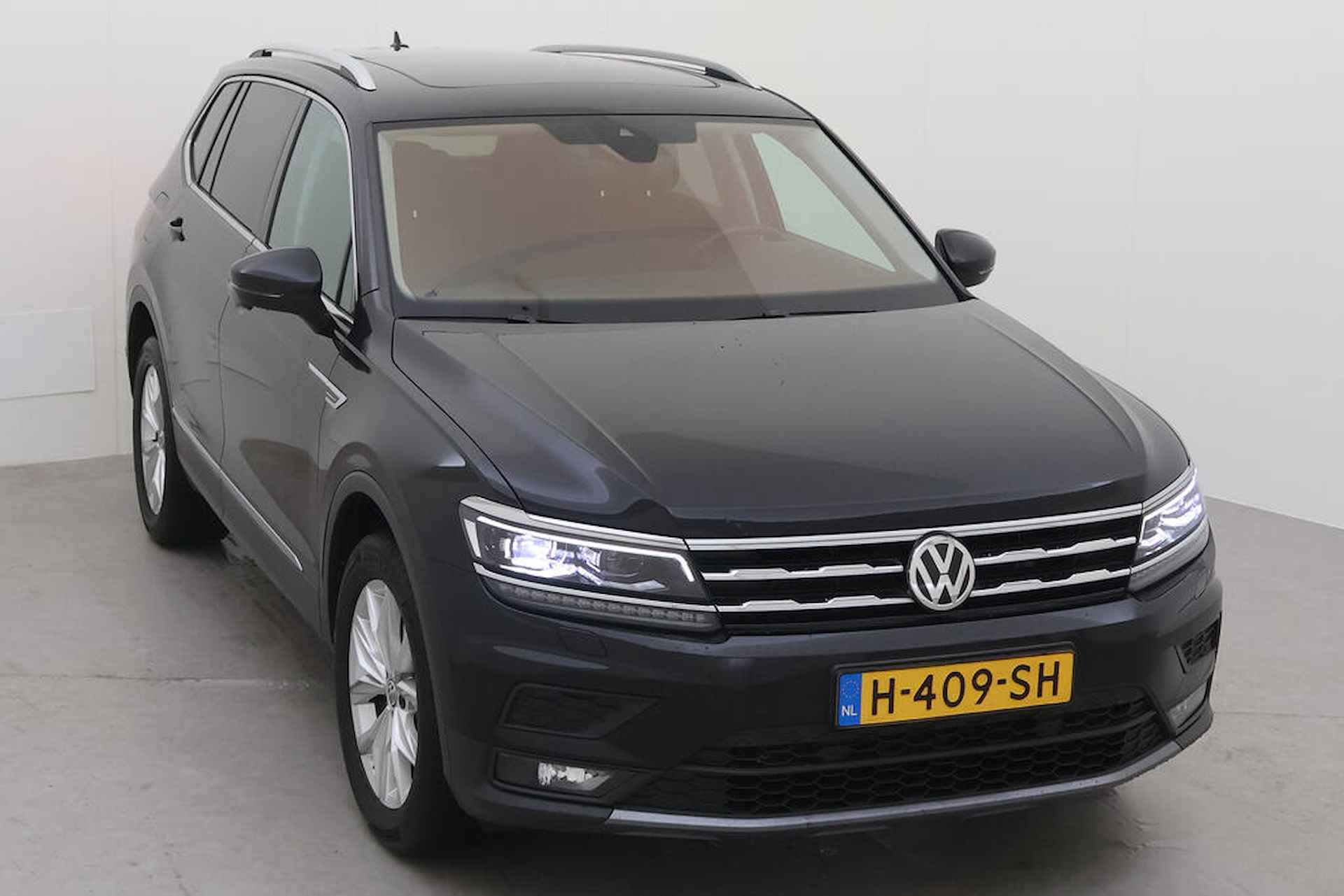 Volkswagen Tiguan Allspace 1.5 TSI 150pk DSG Comfortline Business 7p. Panoramadak / LED / Elek. Achterklep / Navigatie / 18" LMV - 6/17